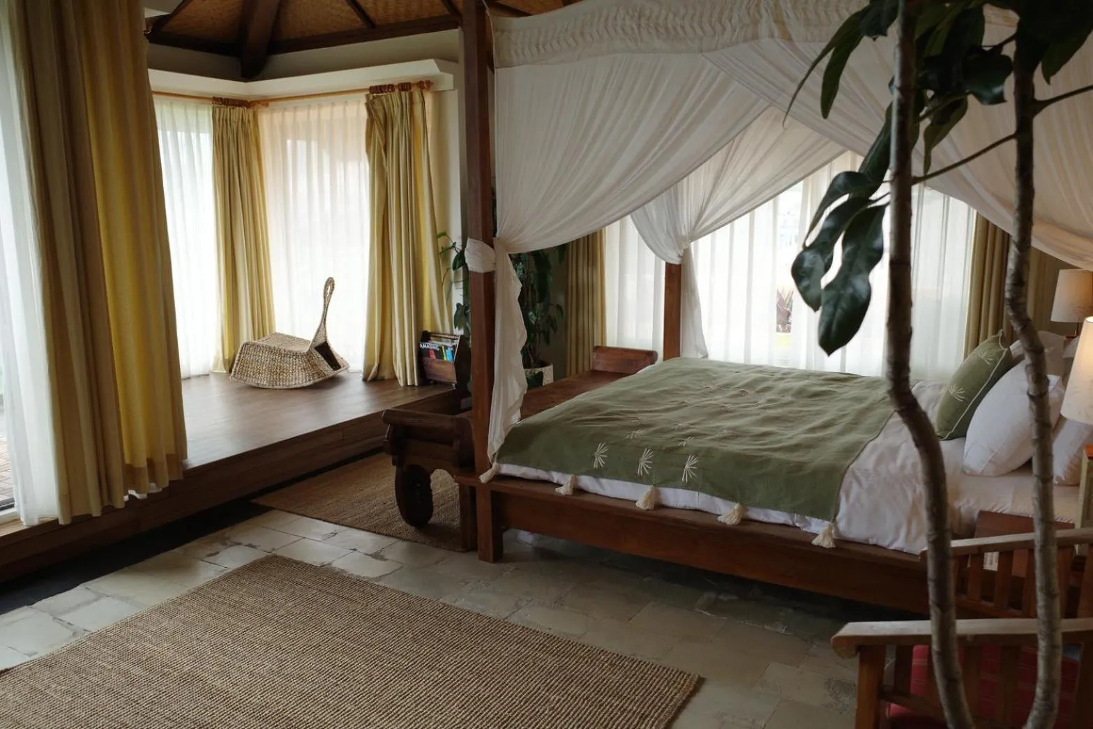 Bed in Red Garden Resort