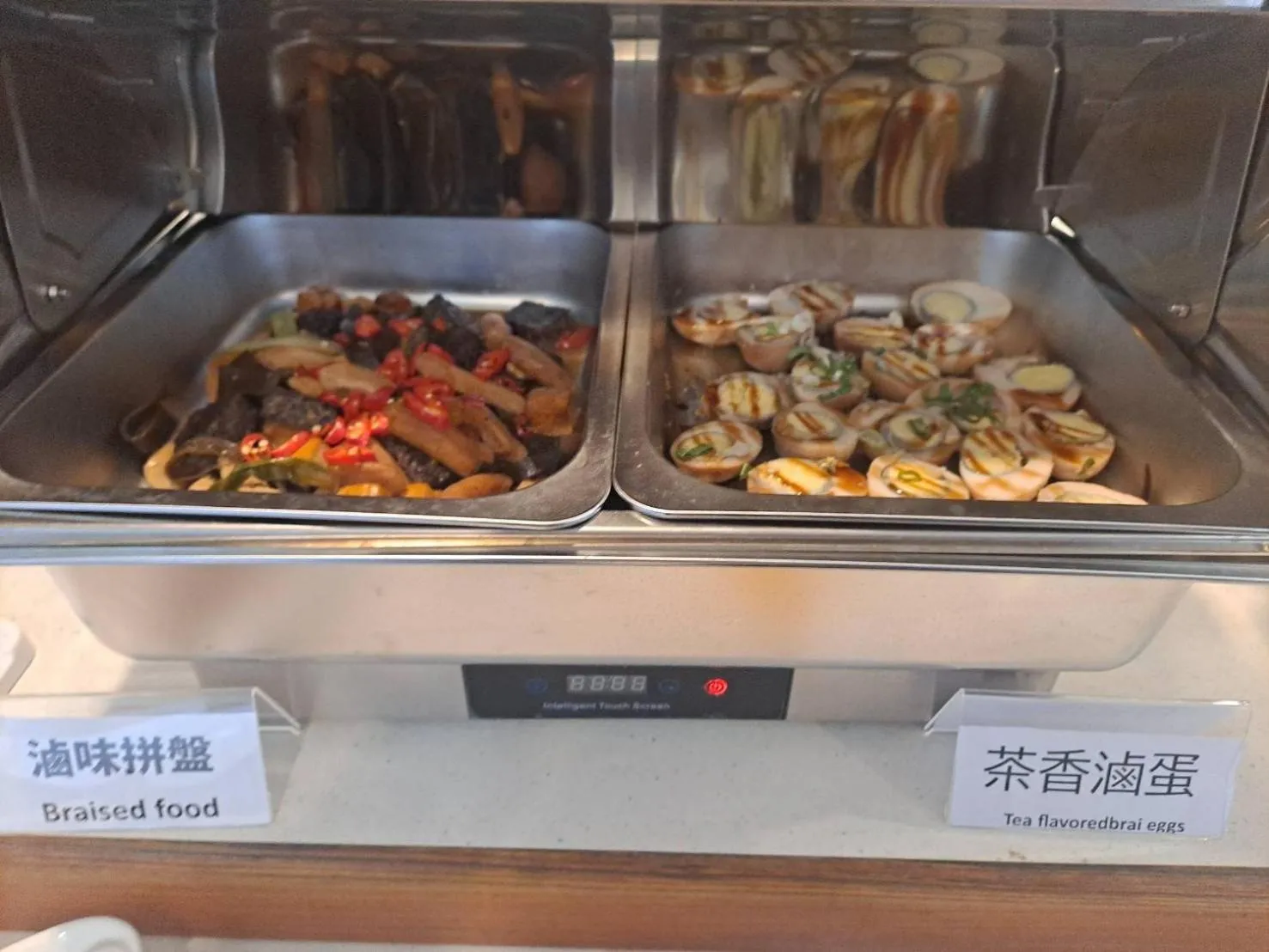 Breakfast in Champion Hotel