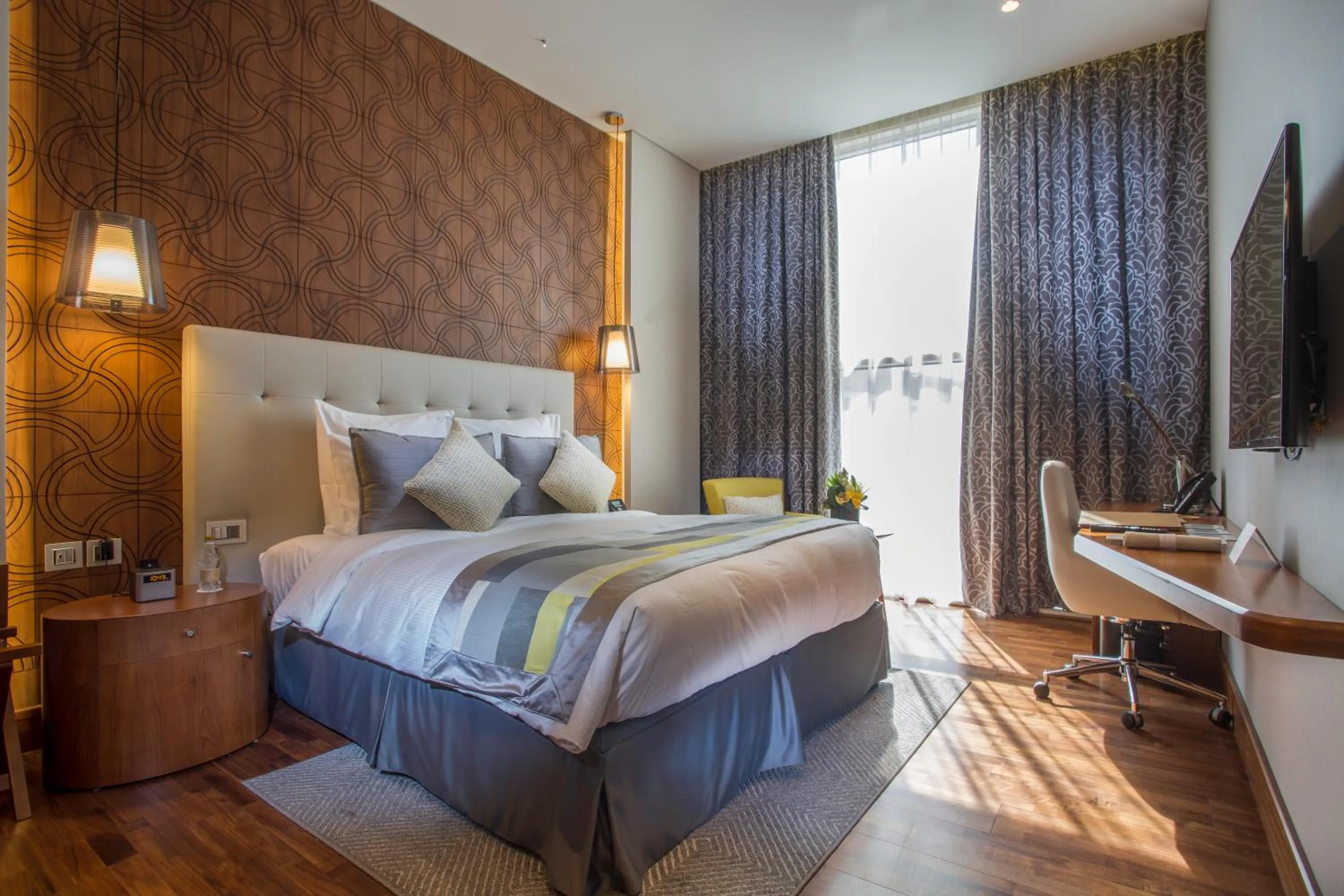 Bed in The Avenue Hotel