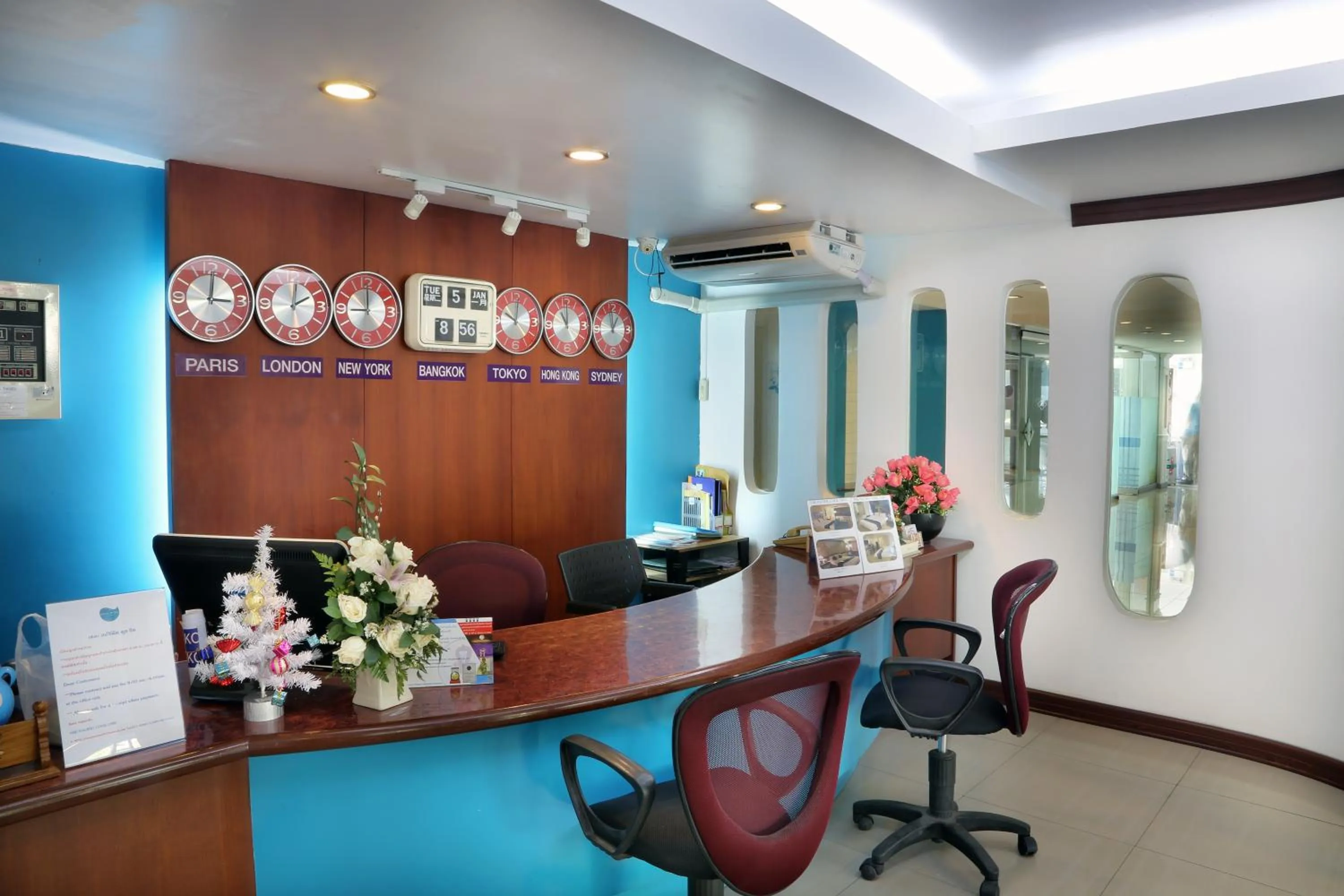 Lobby or reception in The Pacific Cool Chic