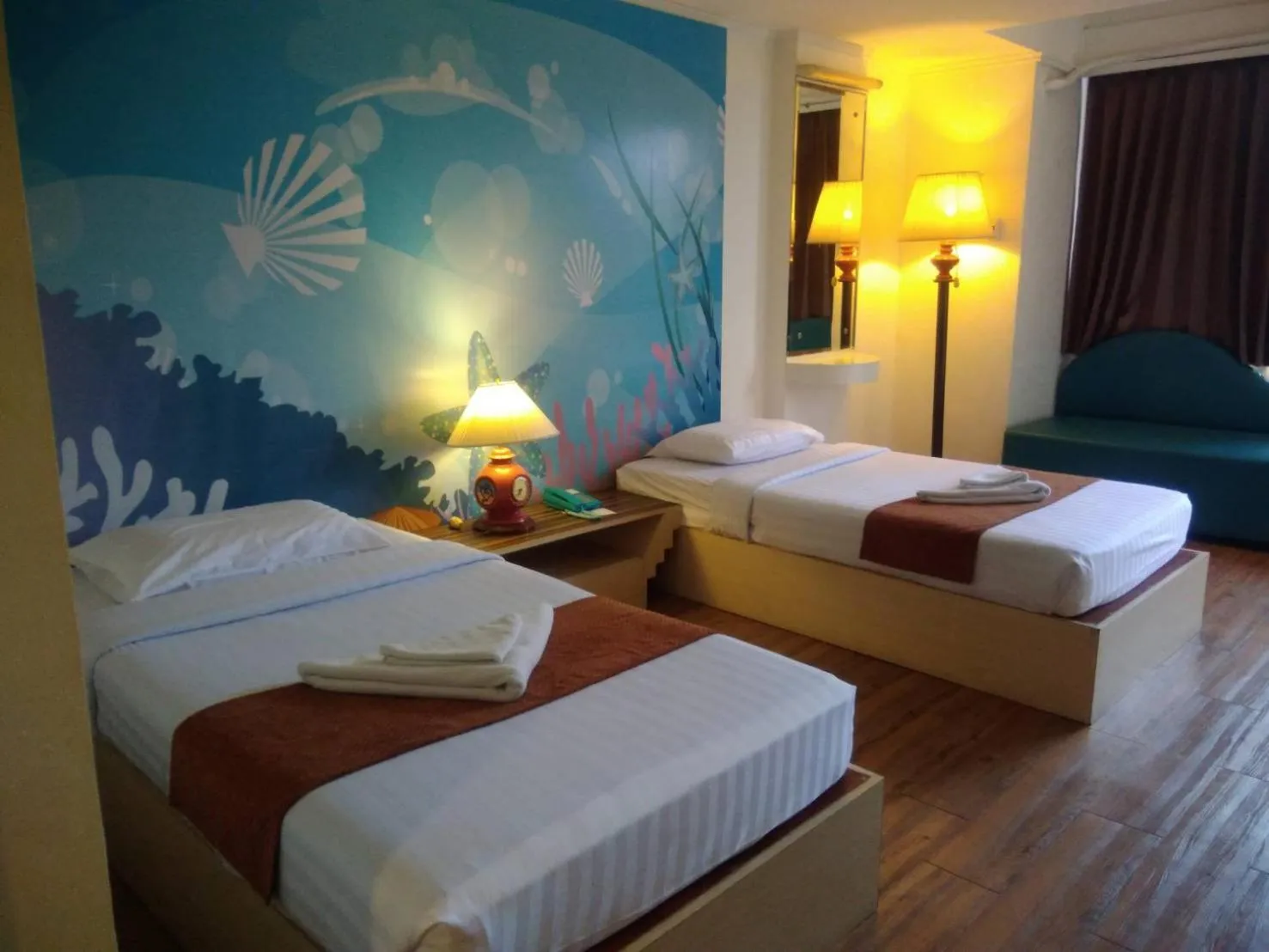 Bed in The Pacific Cool Chic