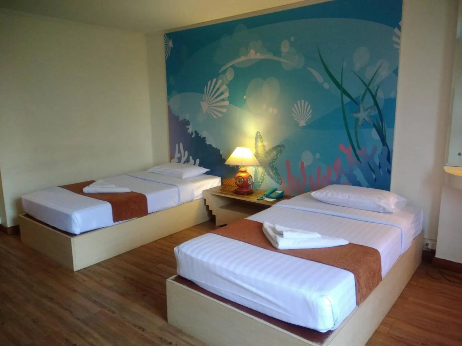 Bed in The Pacific Cool Chic