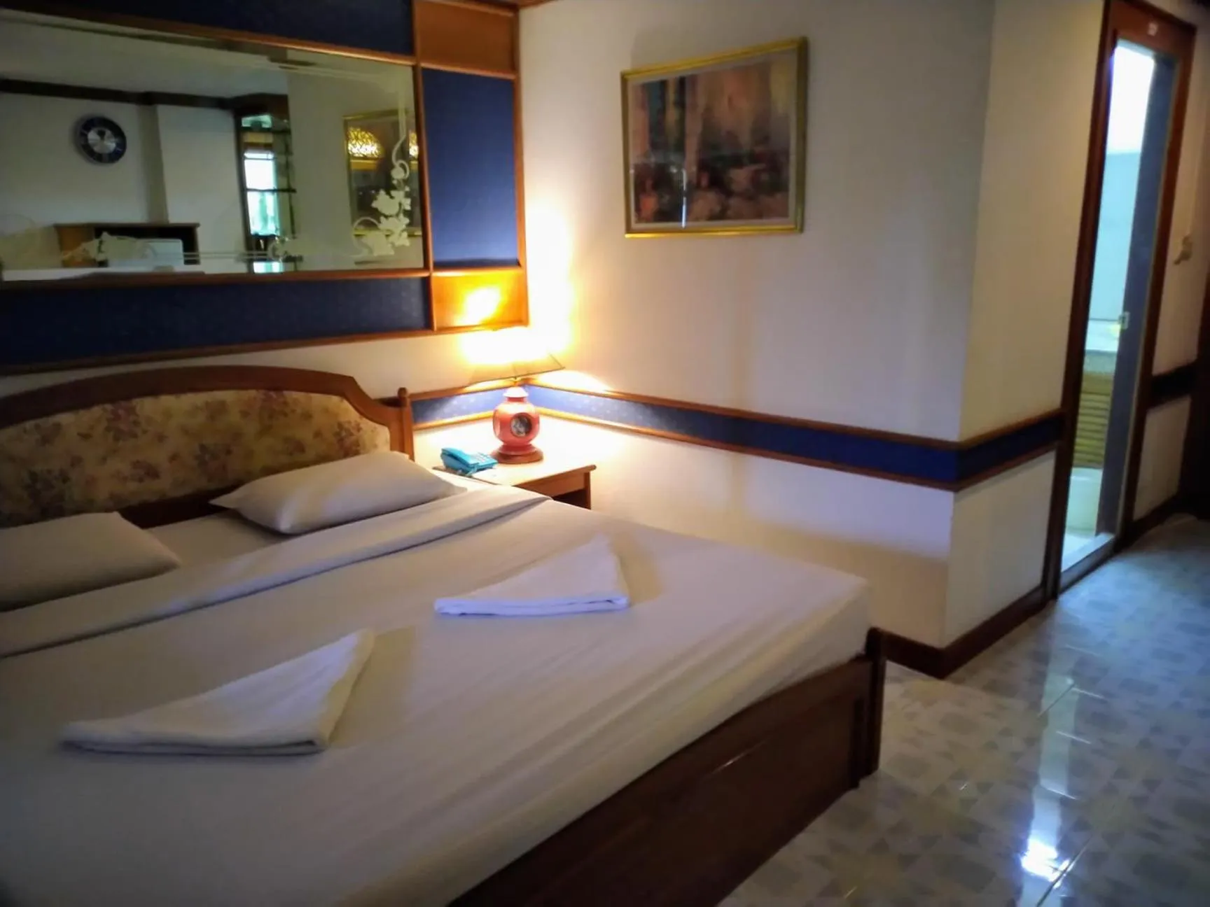 Bed in The Pacific Cool Chic