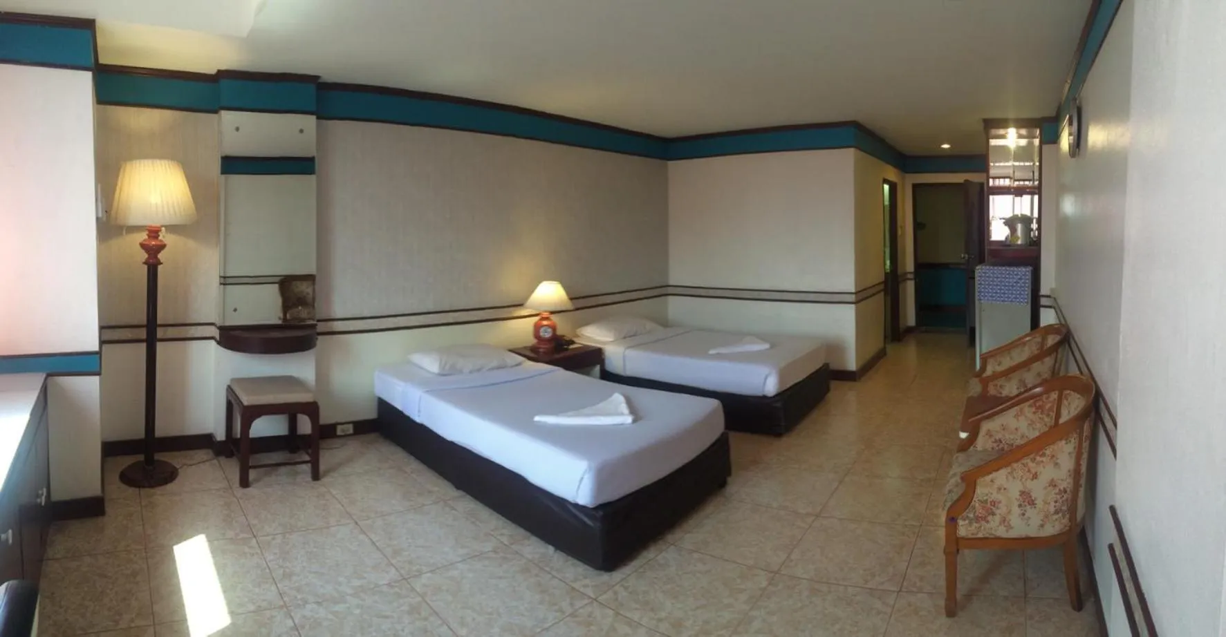 Bed in The Pacific Cool Chic