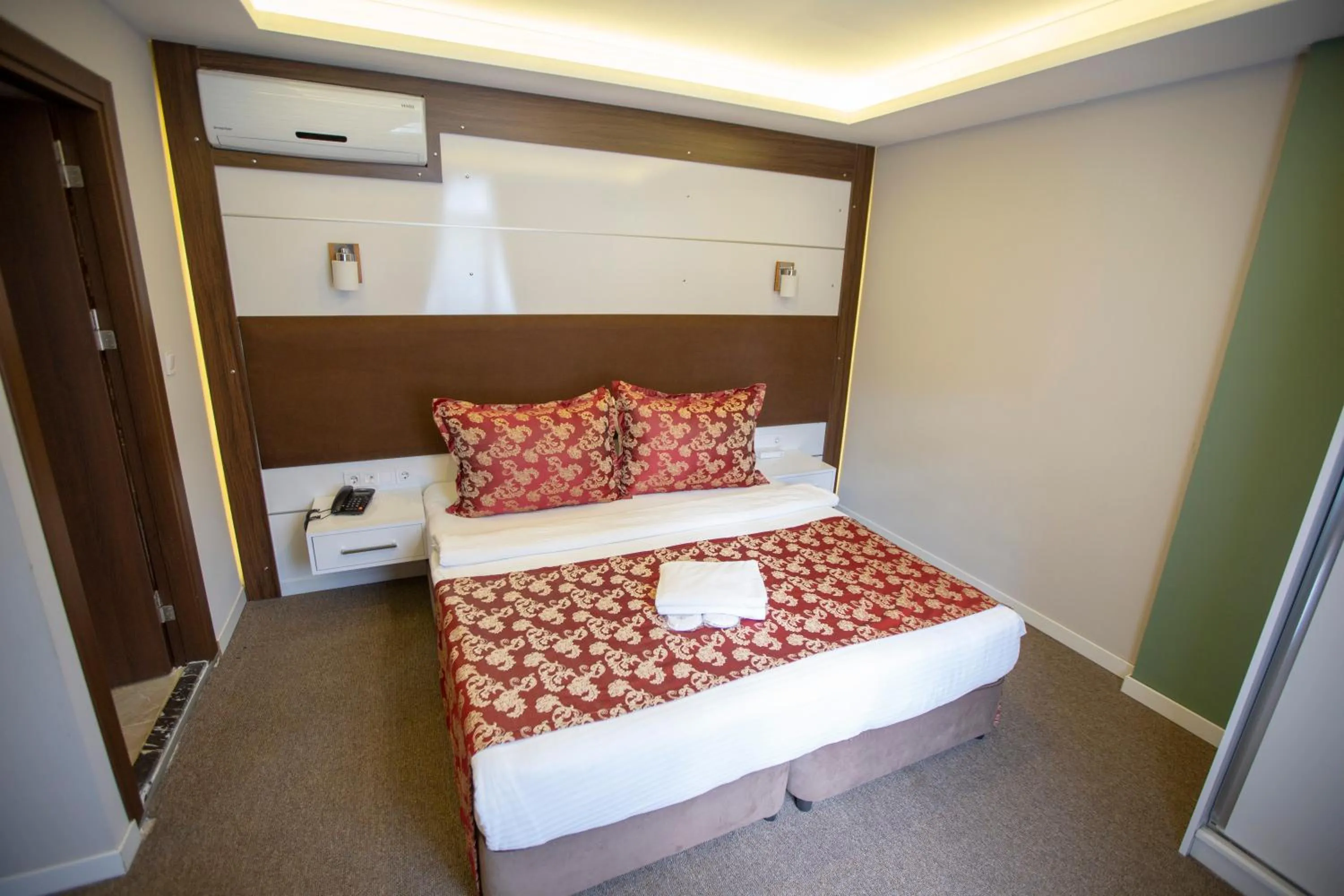 Bedroom in Royal Life Exclusive