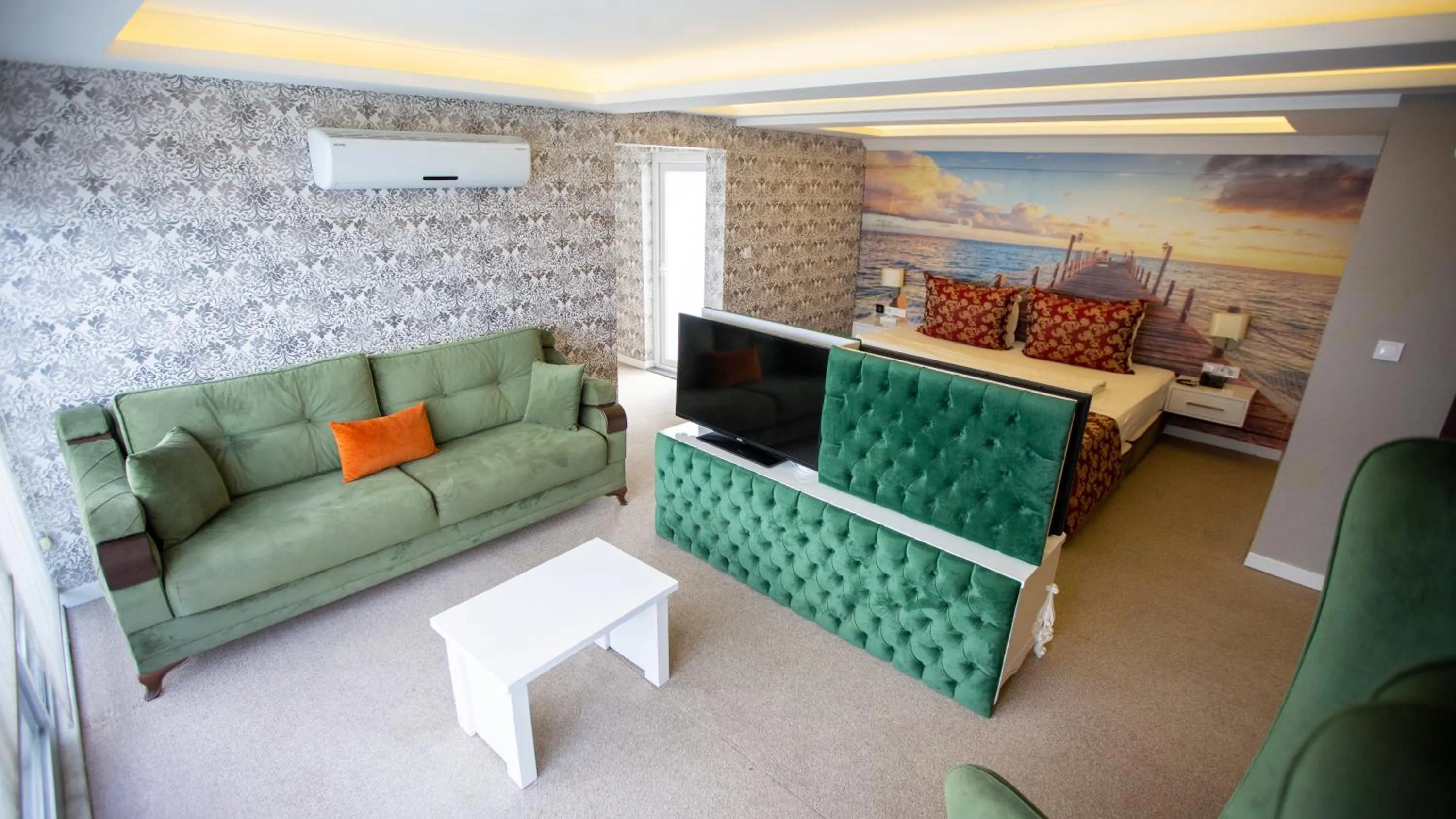 Living room, Seating Area in Royal Life Exclusive