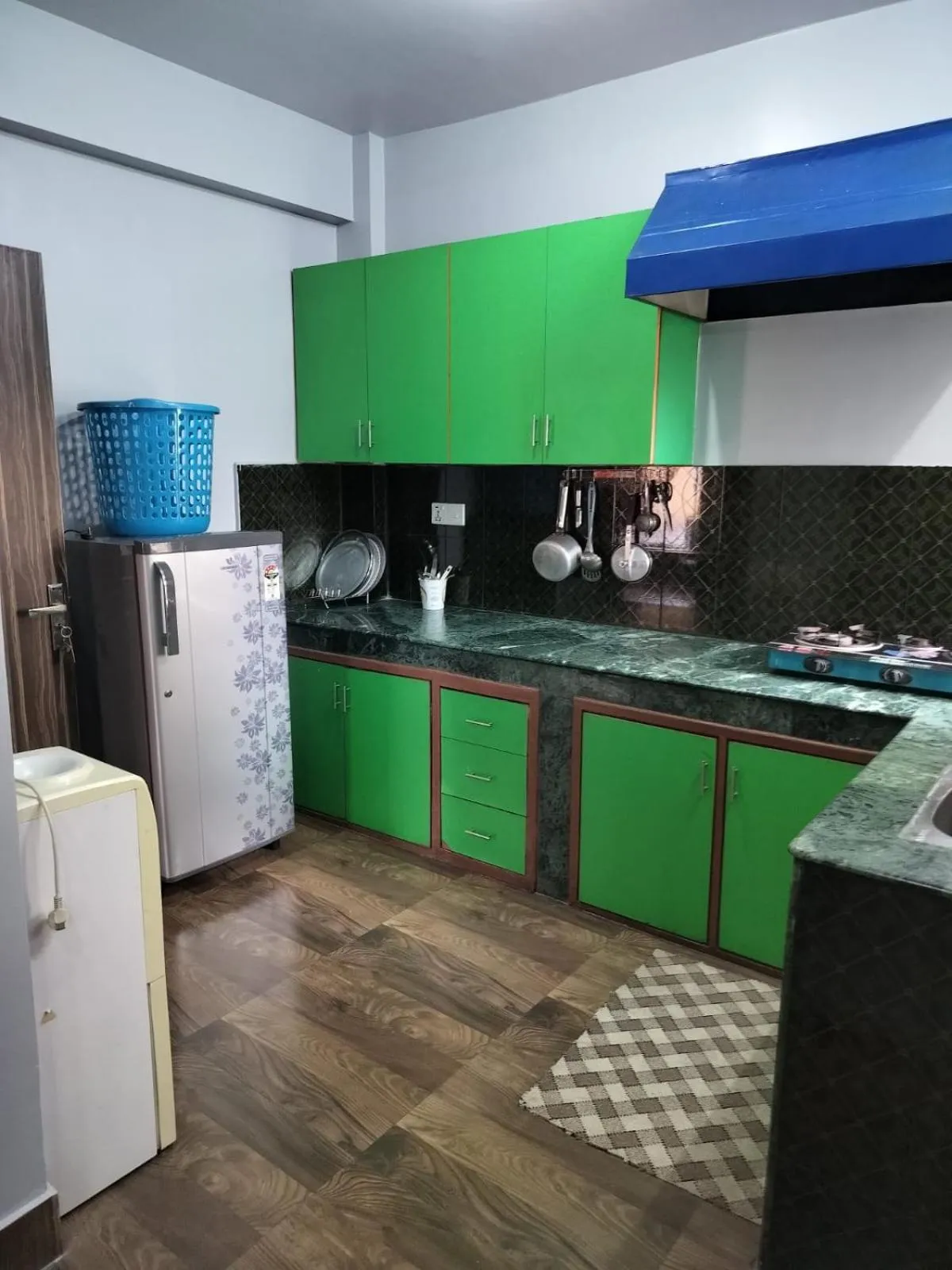 Three Brothers Apartment and Hotel