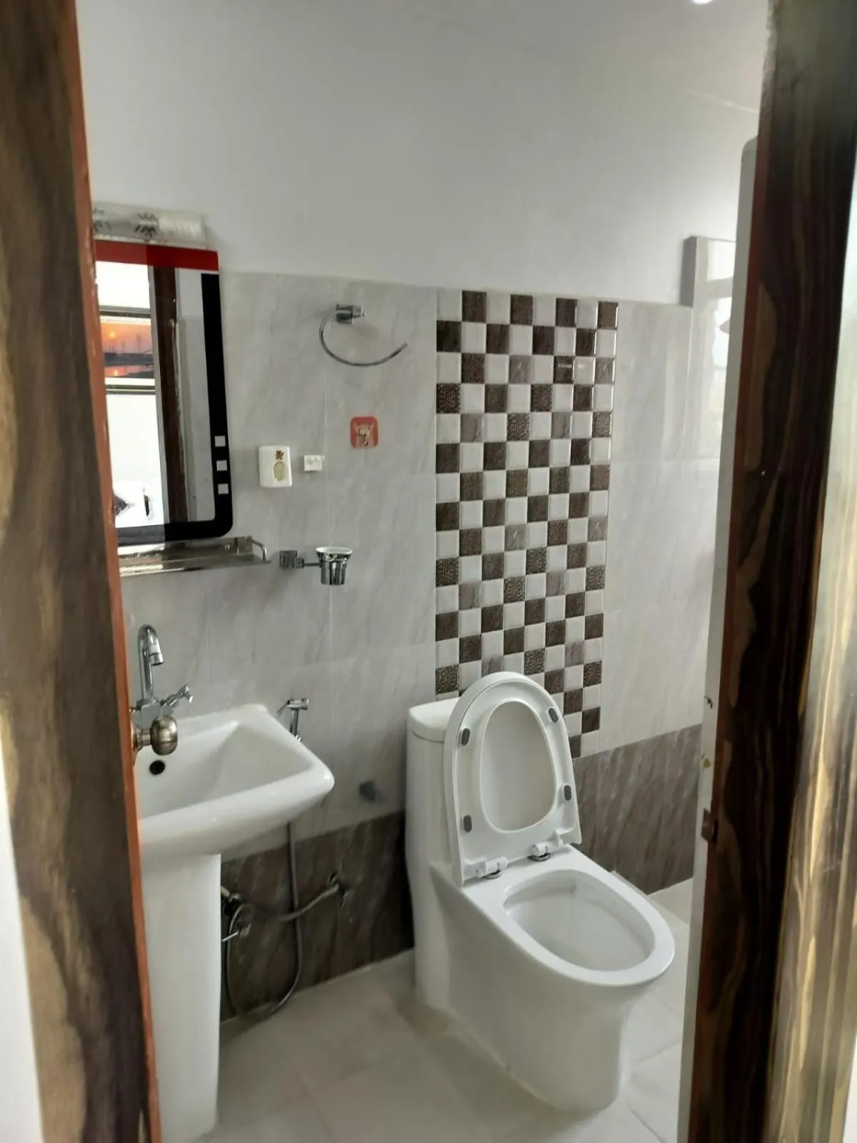 Three Brothers Apartment and Hotel