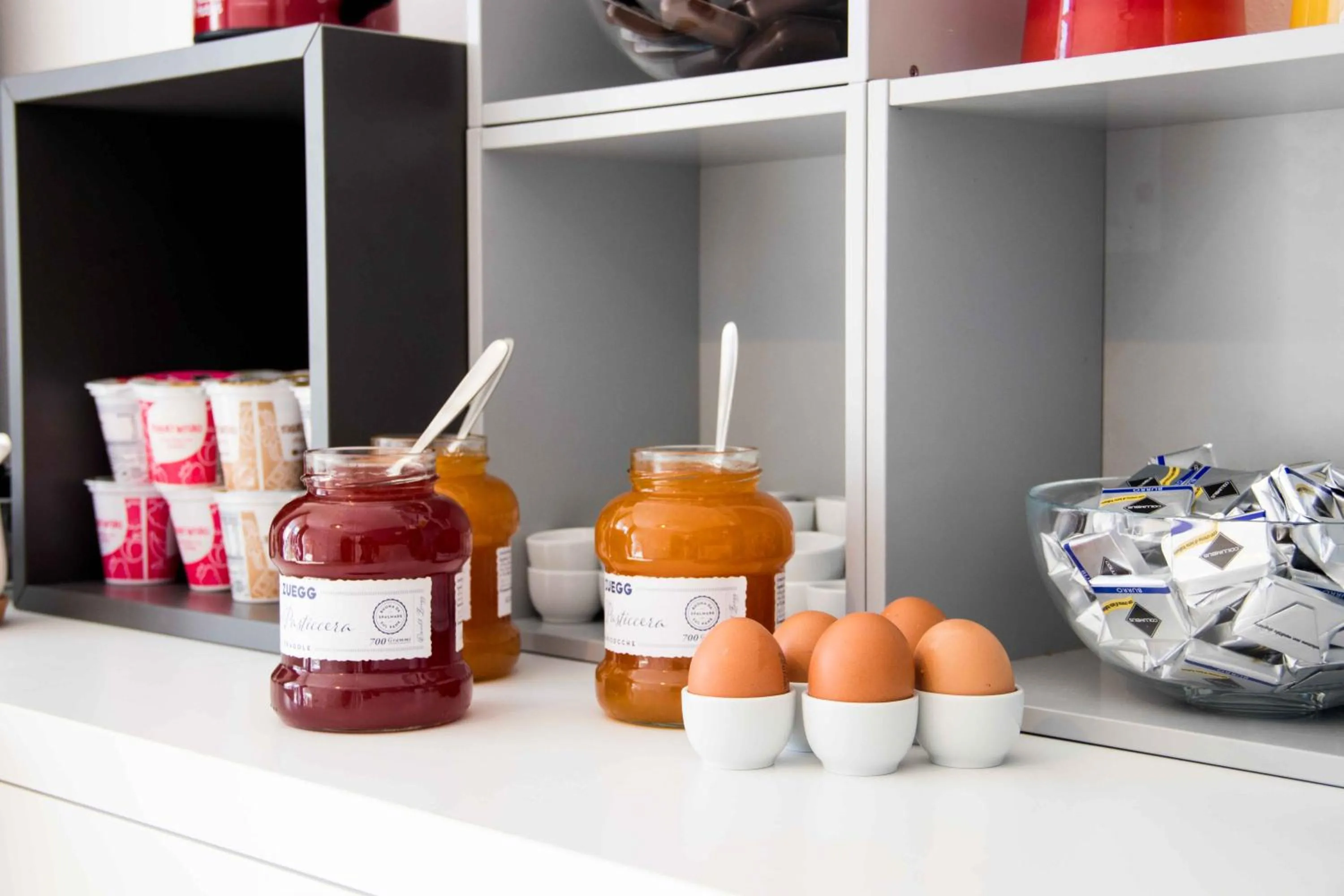 Continental breakfast in Hotel Rossovino Como
