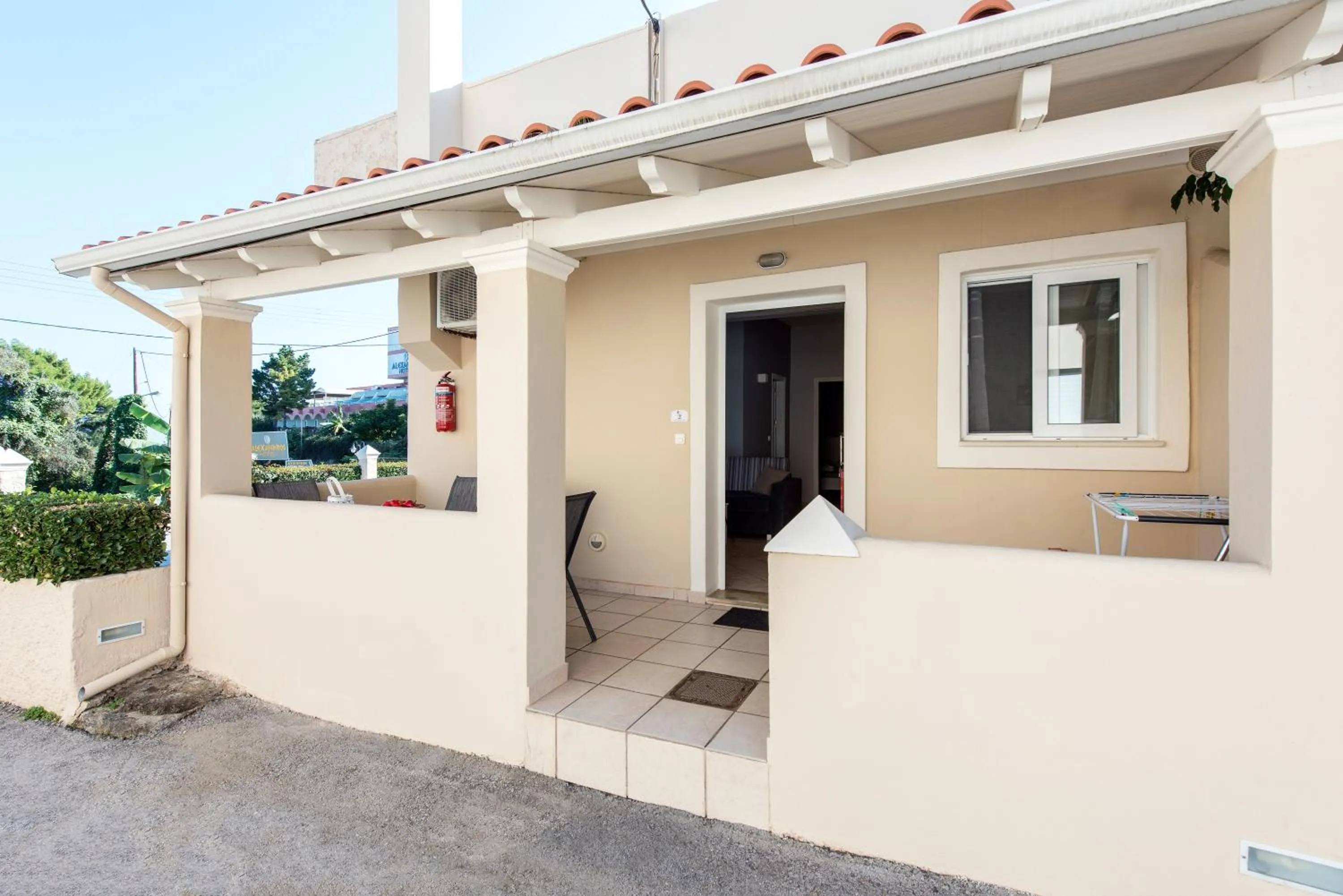 Facade/entrance in Anita Village