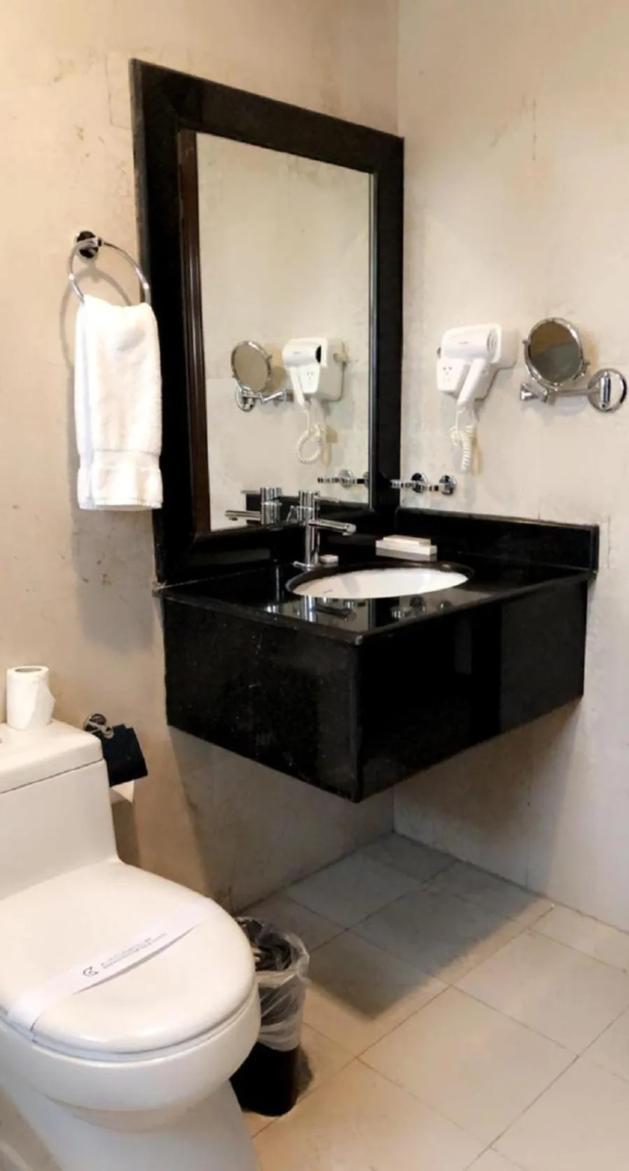 Bathroom in Golden Tulip Al Khobar Suites