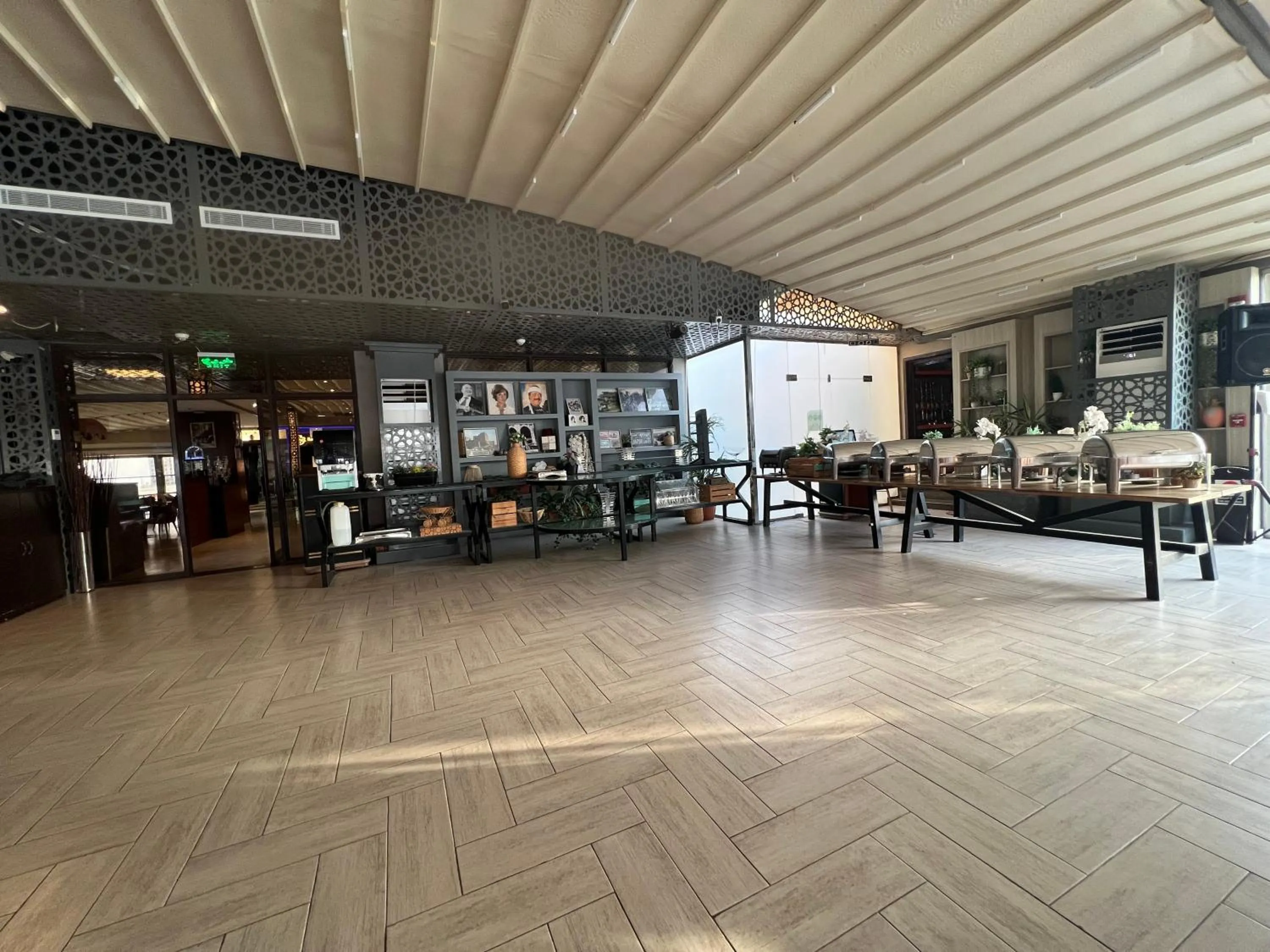 Golden Tulip Al Khobar Suites