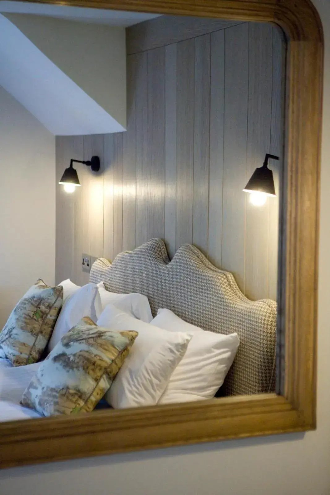 Superior King Room in Saracens Head Superior King Room in Saracens Head