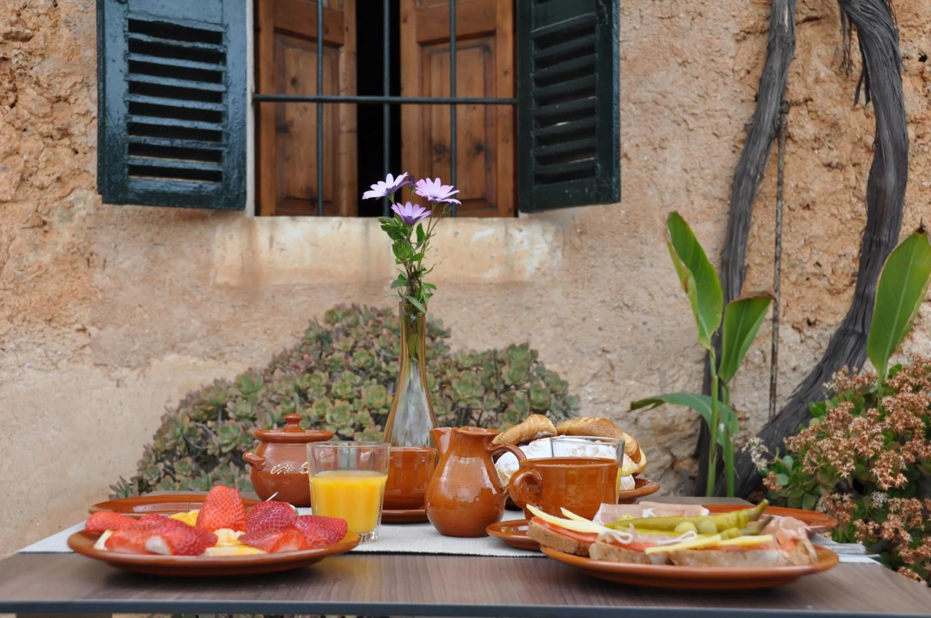 Food and drinks in Can Porretí Agroturisme