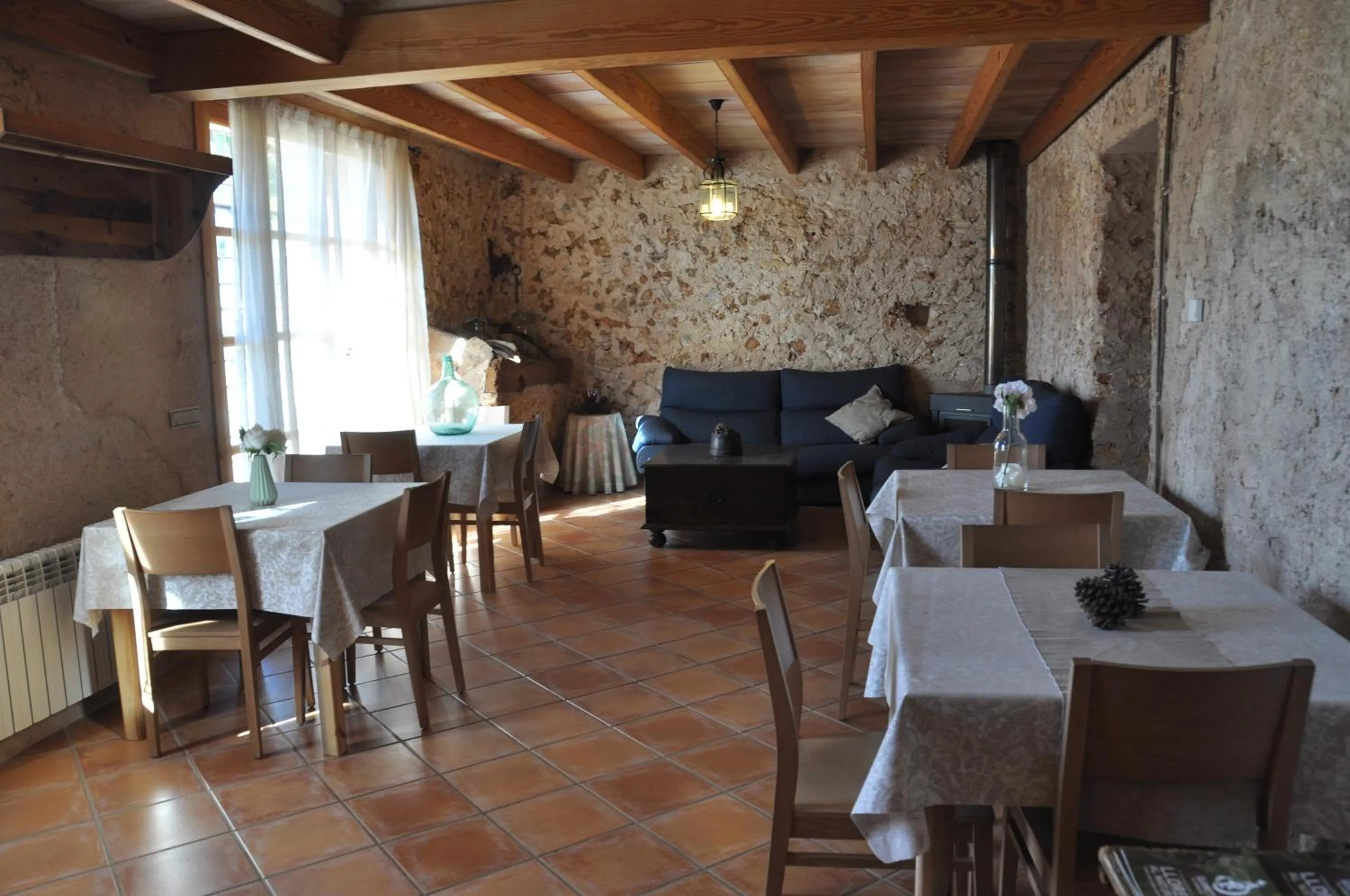 Communal lounge/ TV room in Can Porretí Agroturisme