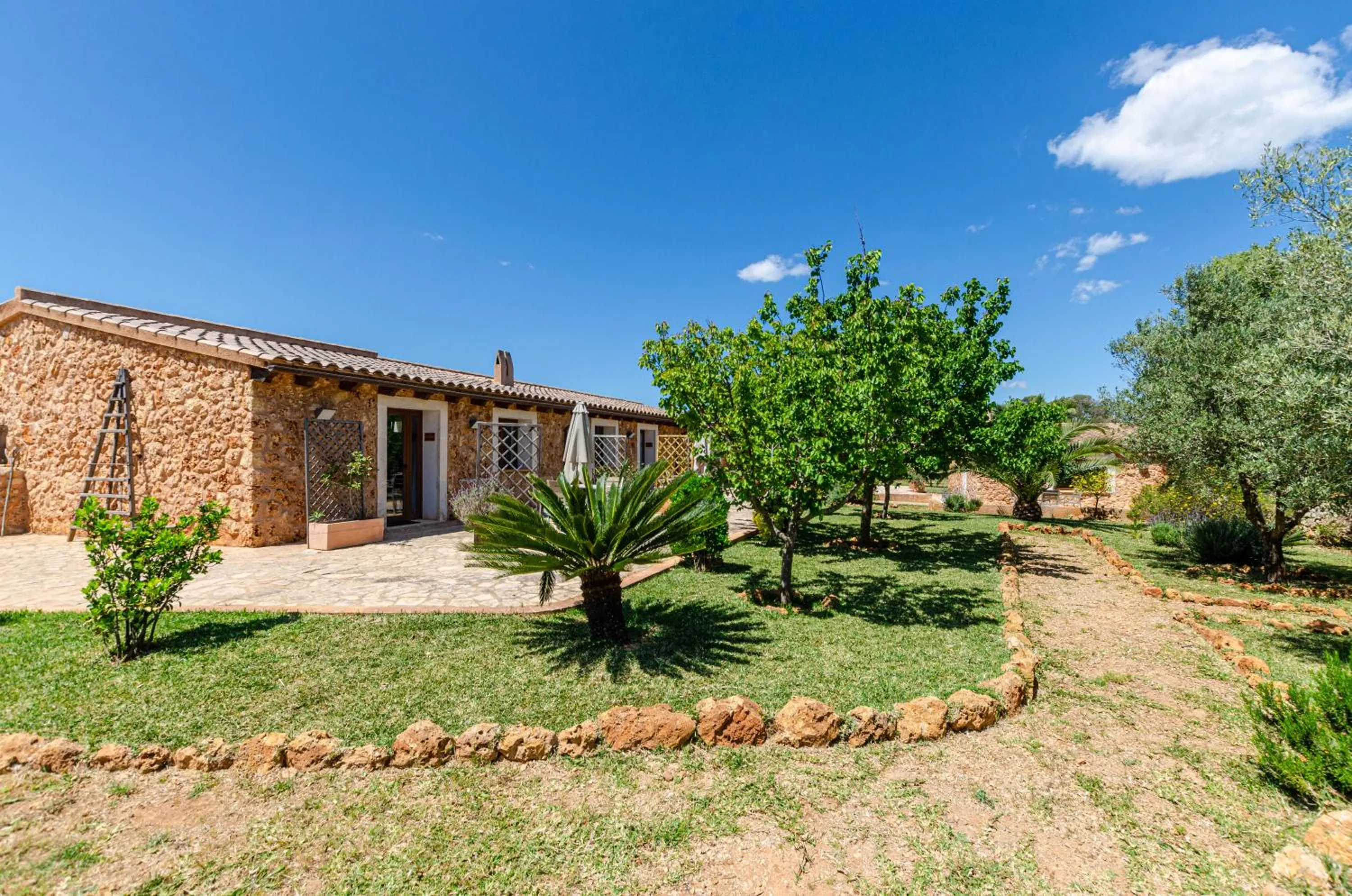 Garden view in Can Porretí Agroturisme