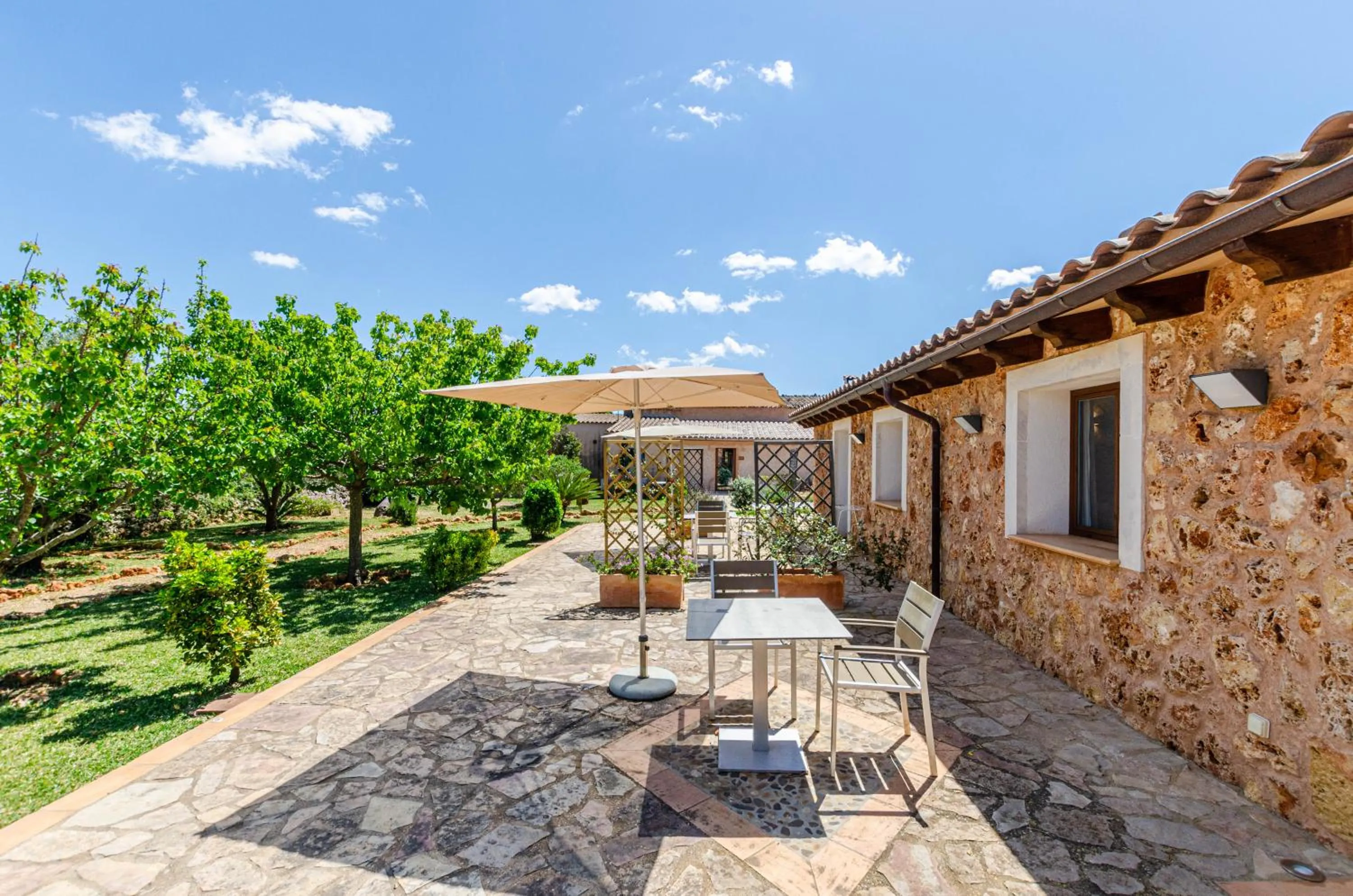 Garden view in Can Porretí Agroturisme