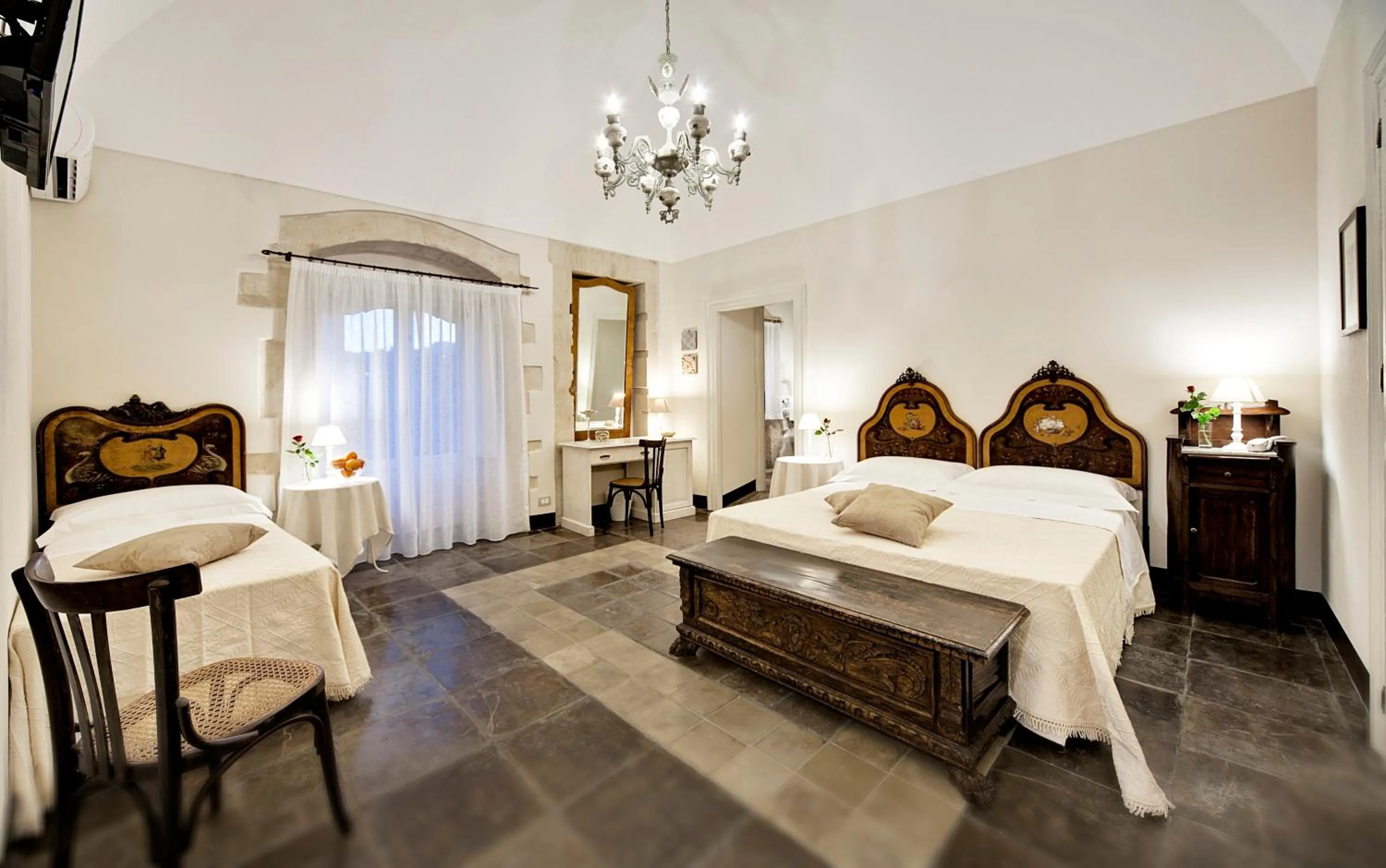 Photo of the whole room, Bed in Sabbinirica