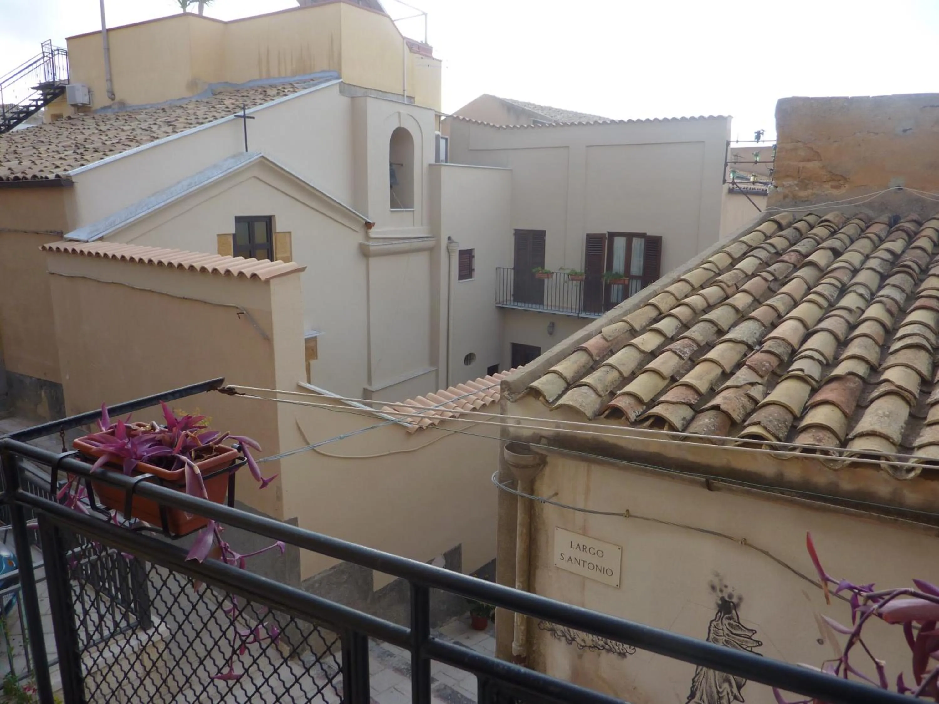 Balcony/Terrace in Duomo Rent Room & Flat