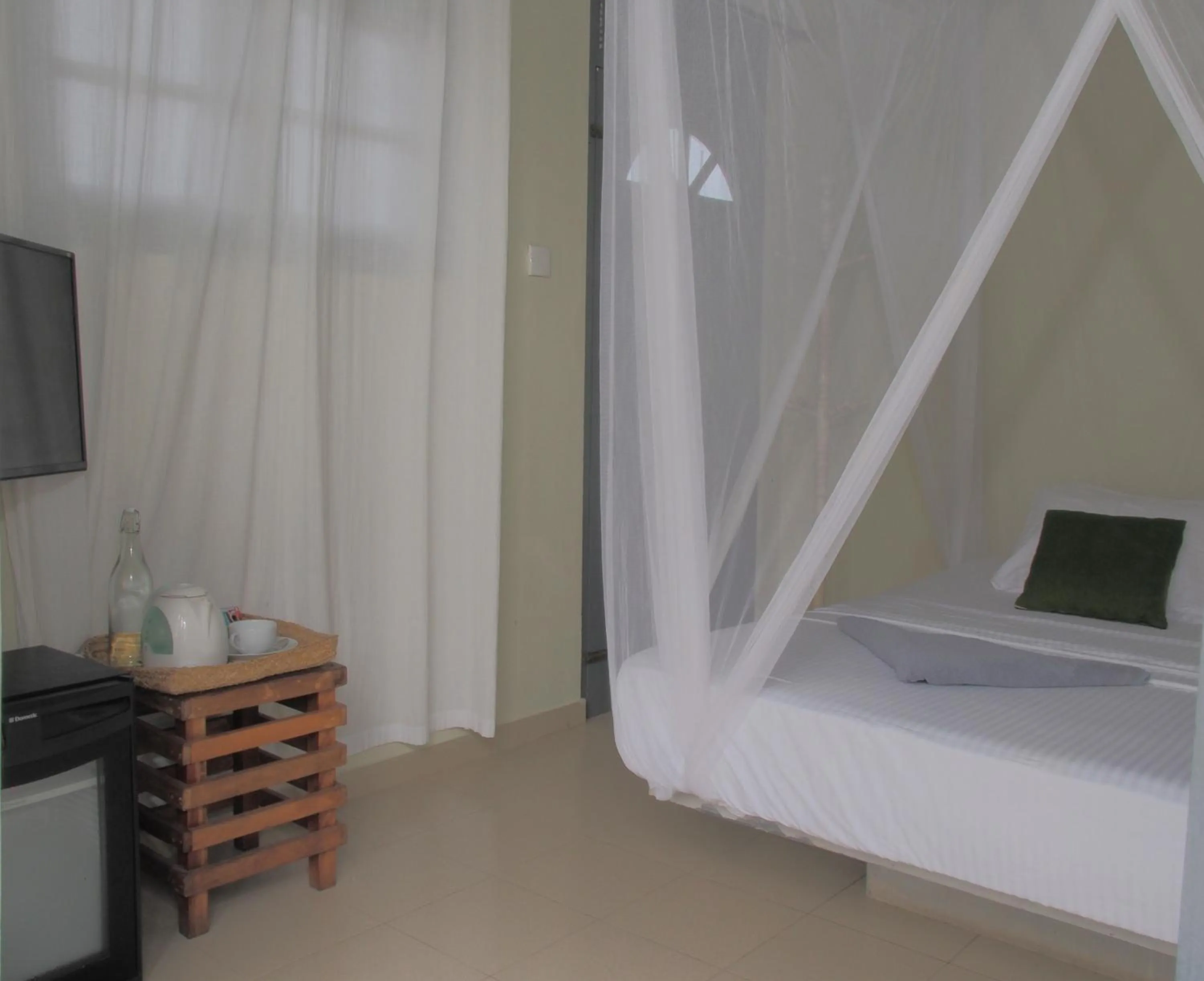 Bed in Secret Garden Galle Fort