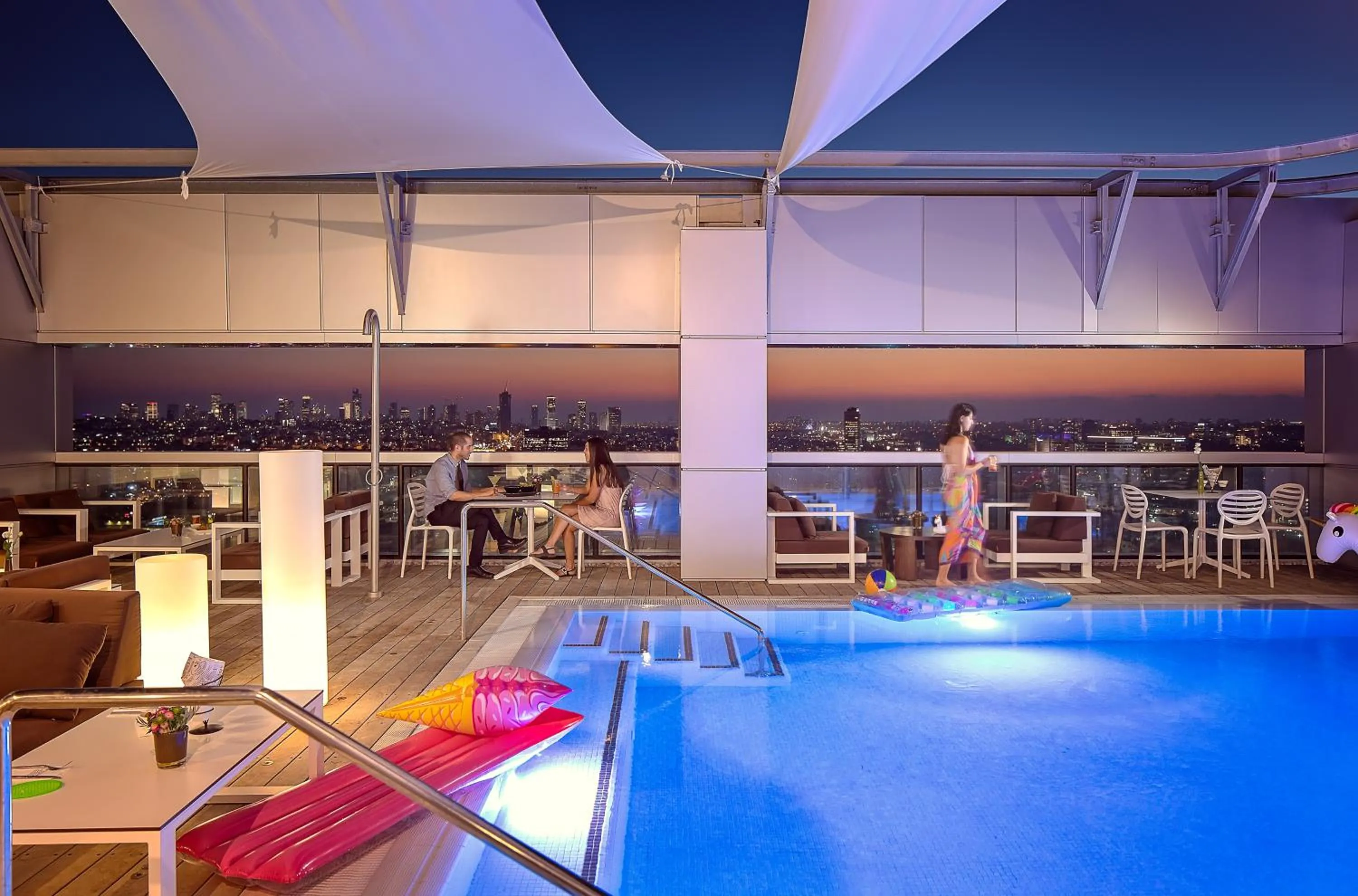 Pool view in Prima Link Hotel