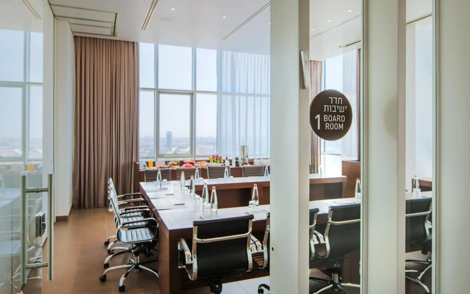 Meeting/conference room in Prima Link Hotel