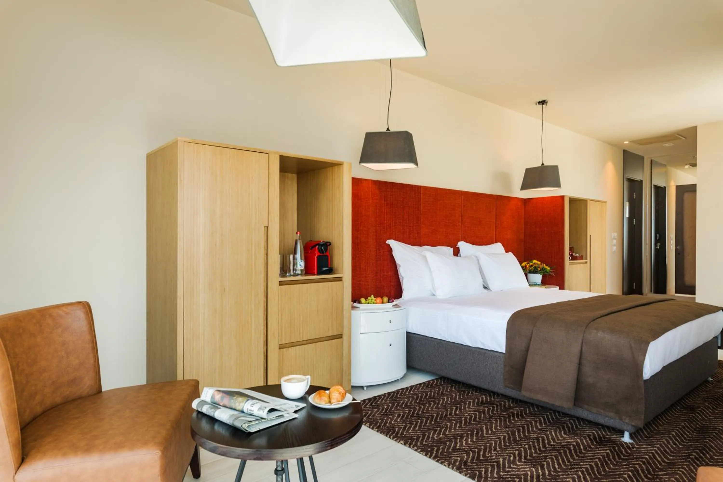 Photo of the whole room, Bed in Prima Link Hotel