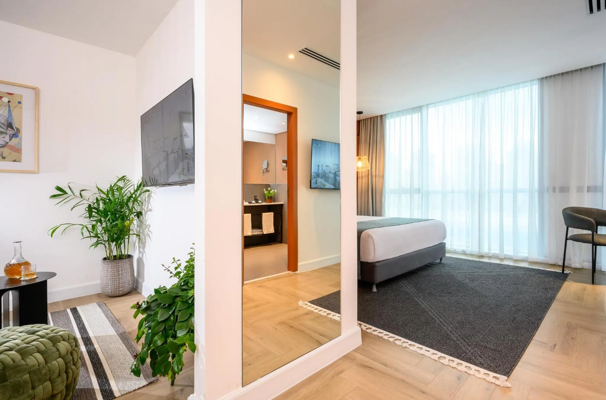 Bed in Prima Link Hotel