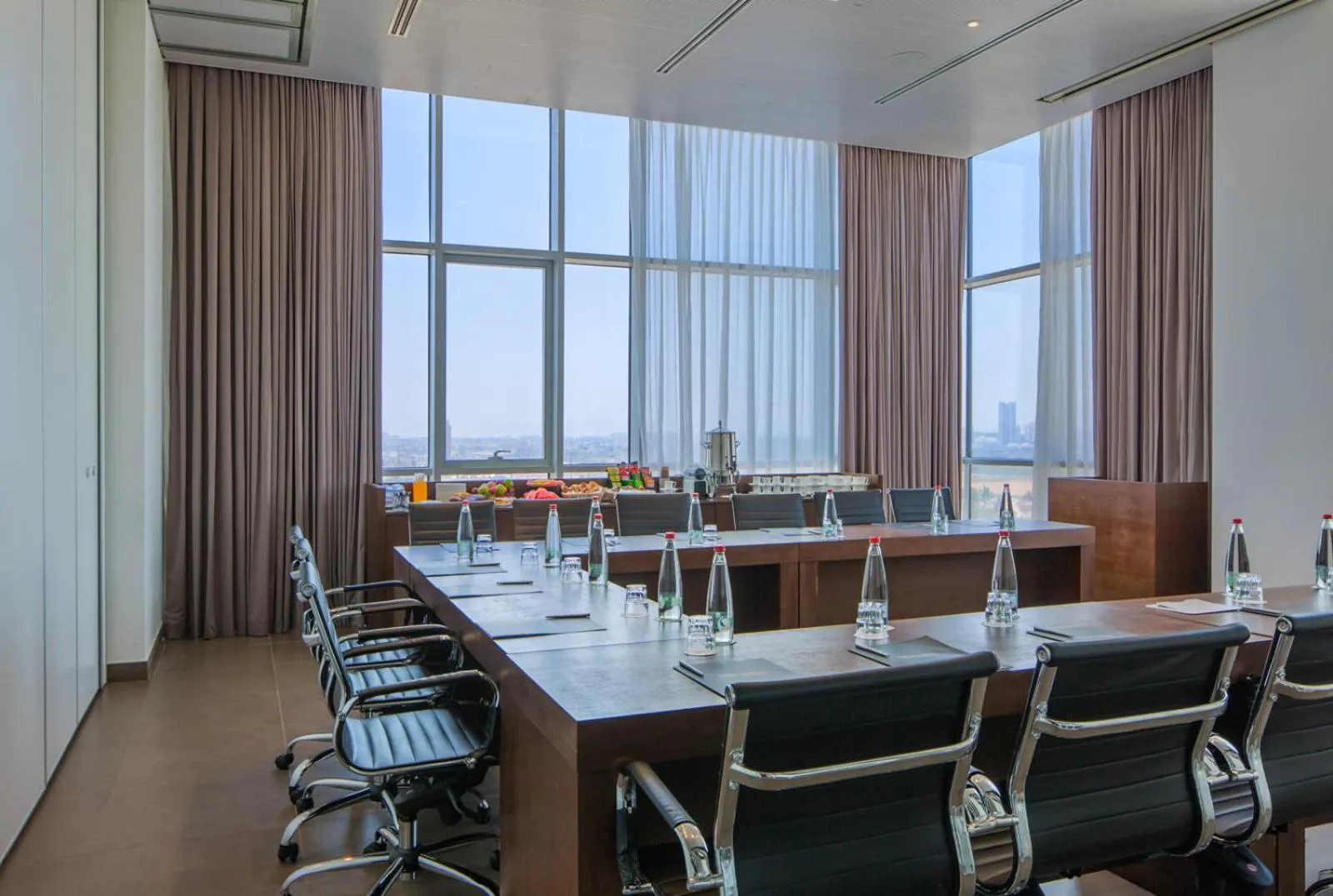 Meeting/conference room in Prima Link Hotel
