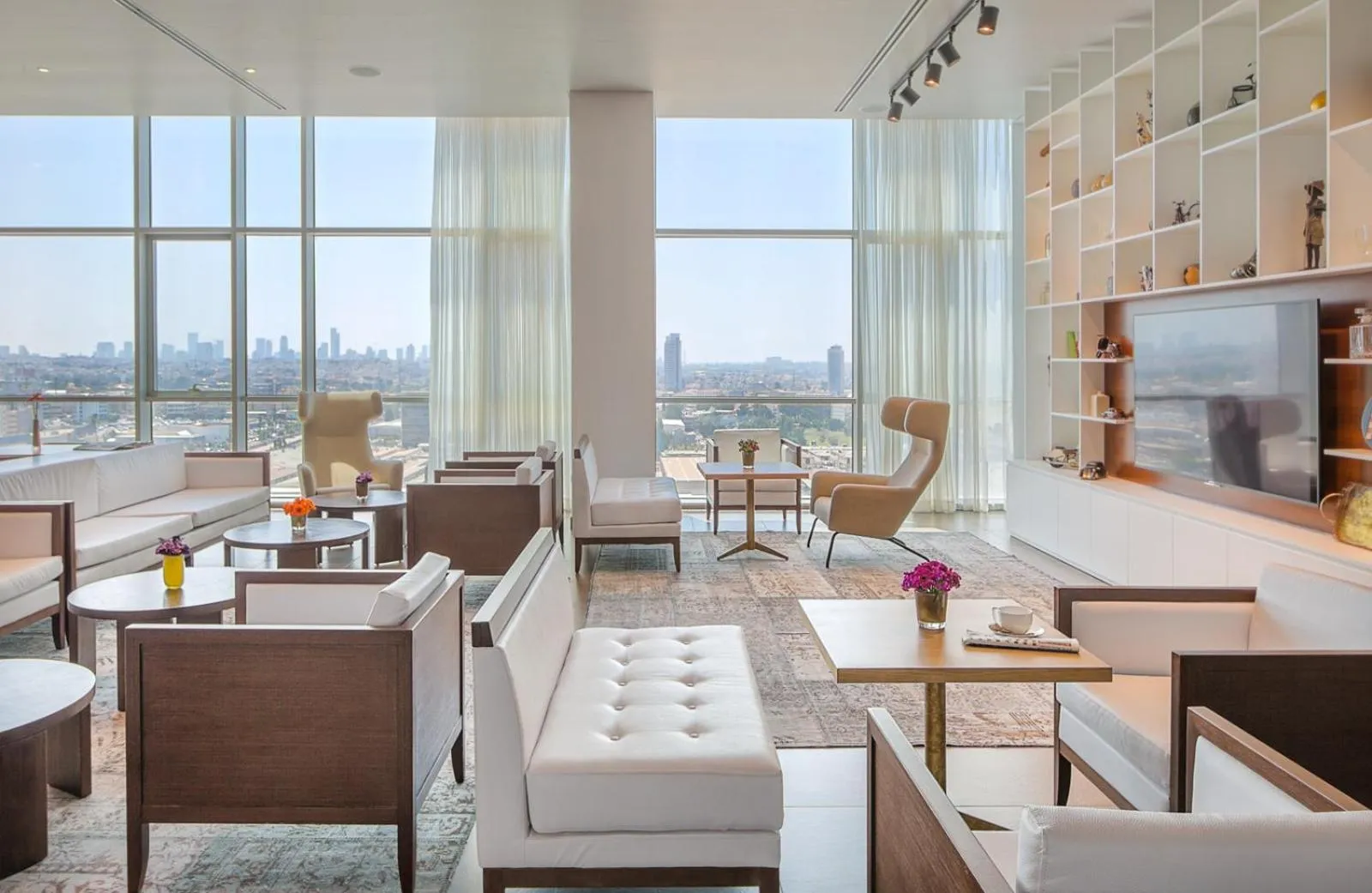 Lounge or bar in Prima Link Hotel