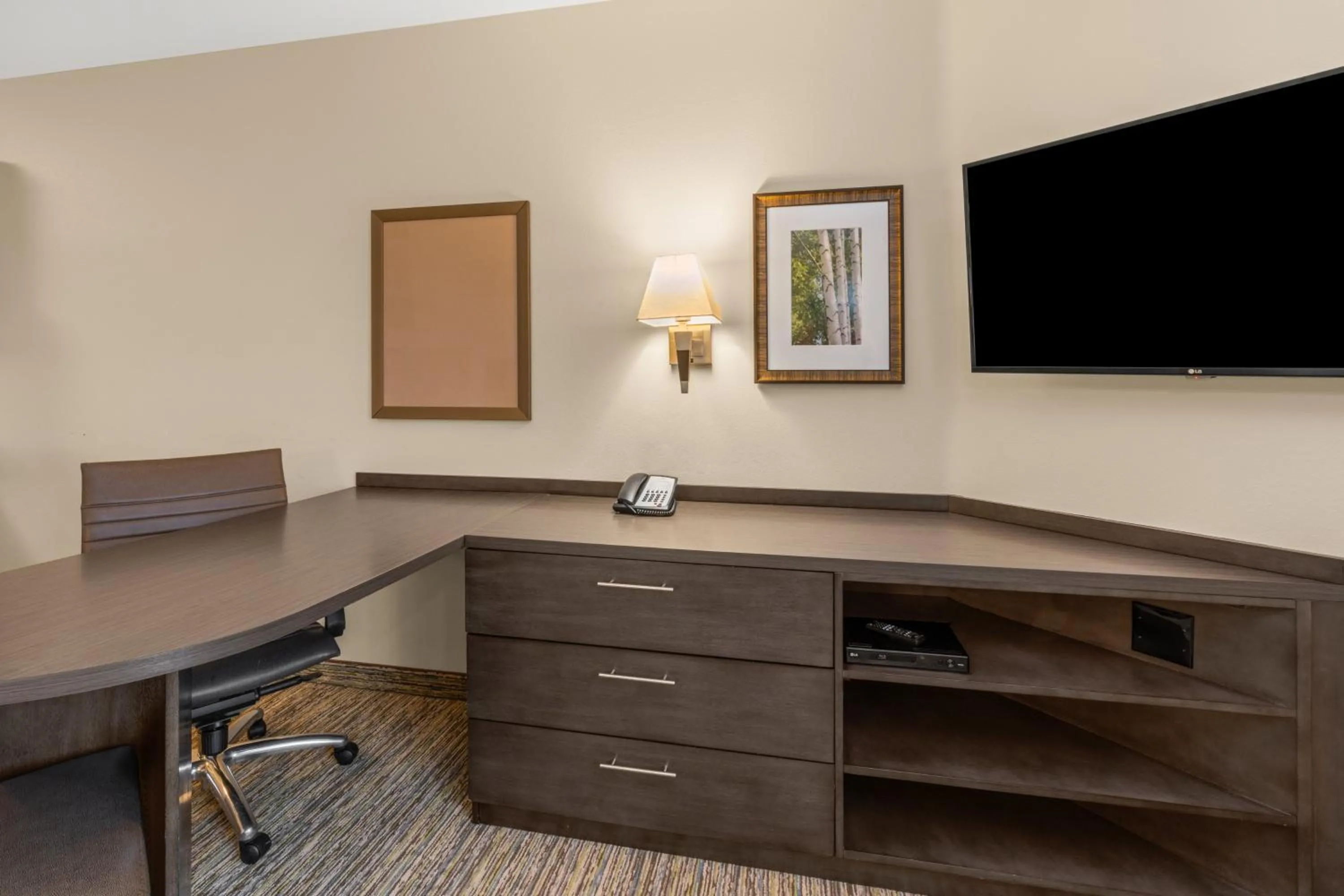 Photo of the whole room in Candlewood Suites - Fairbanks by IHG