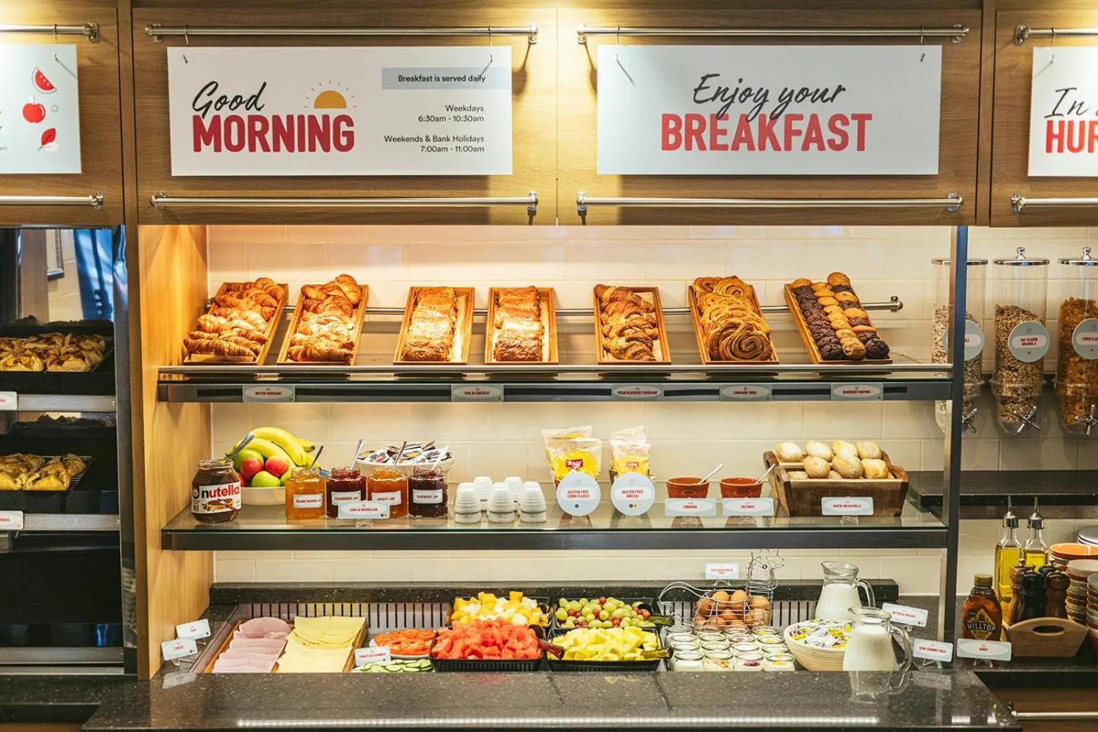 Breakfast in Point A Hotel London Kings Cross – St Pancras