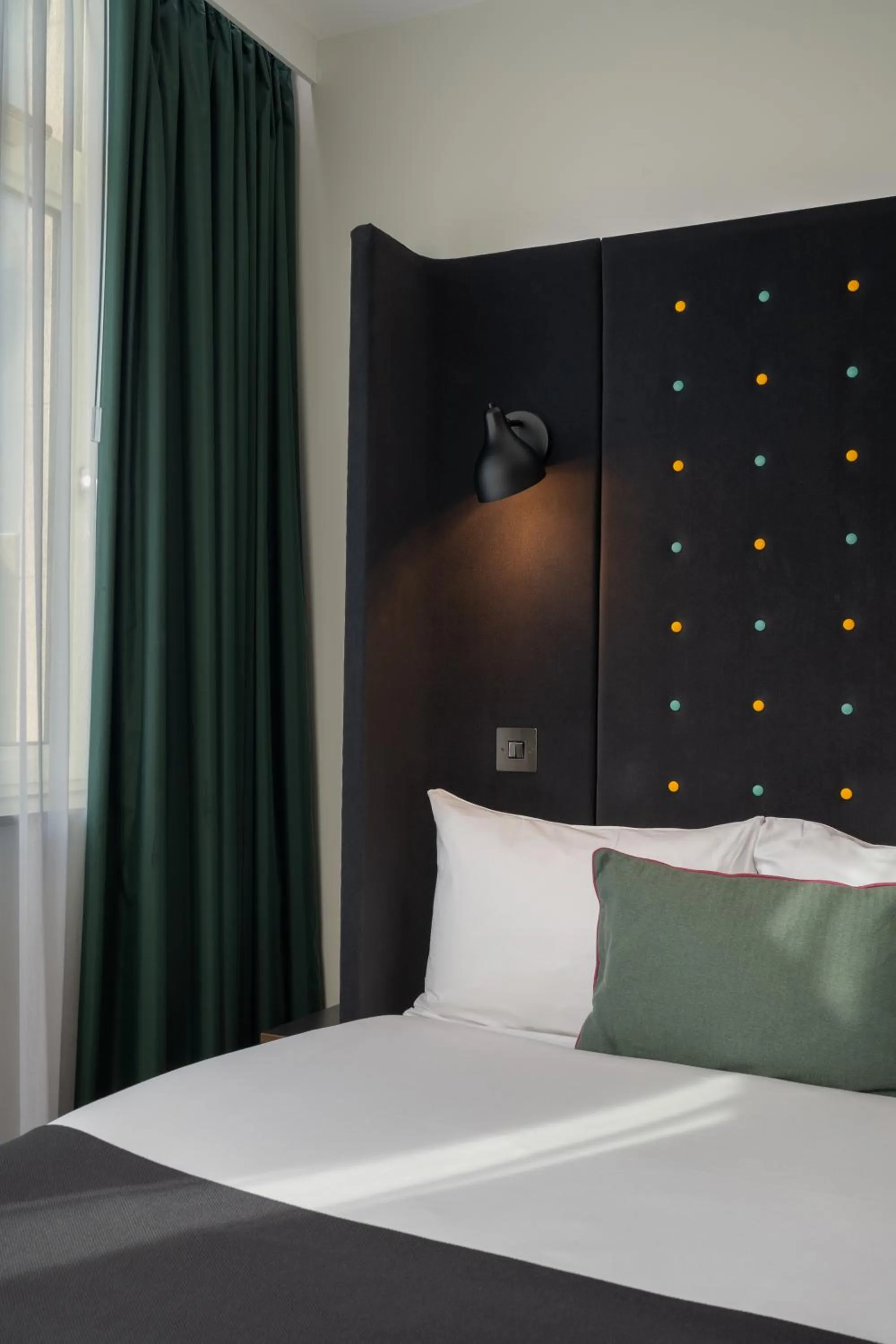 Bedroom, Bed in Point A Hotel London Kings Cross – St Pancras