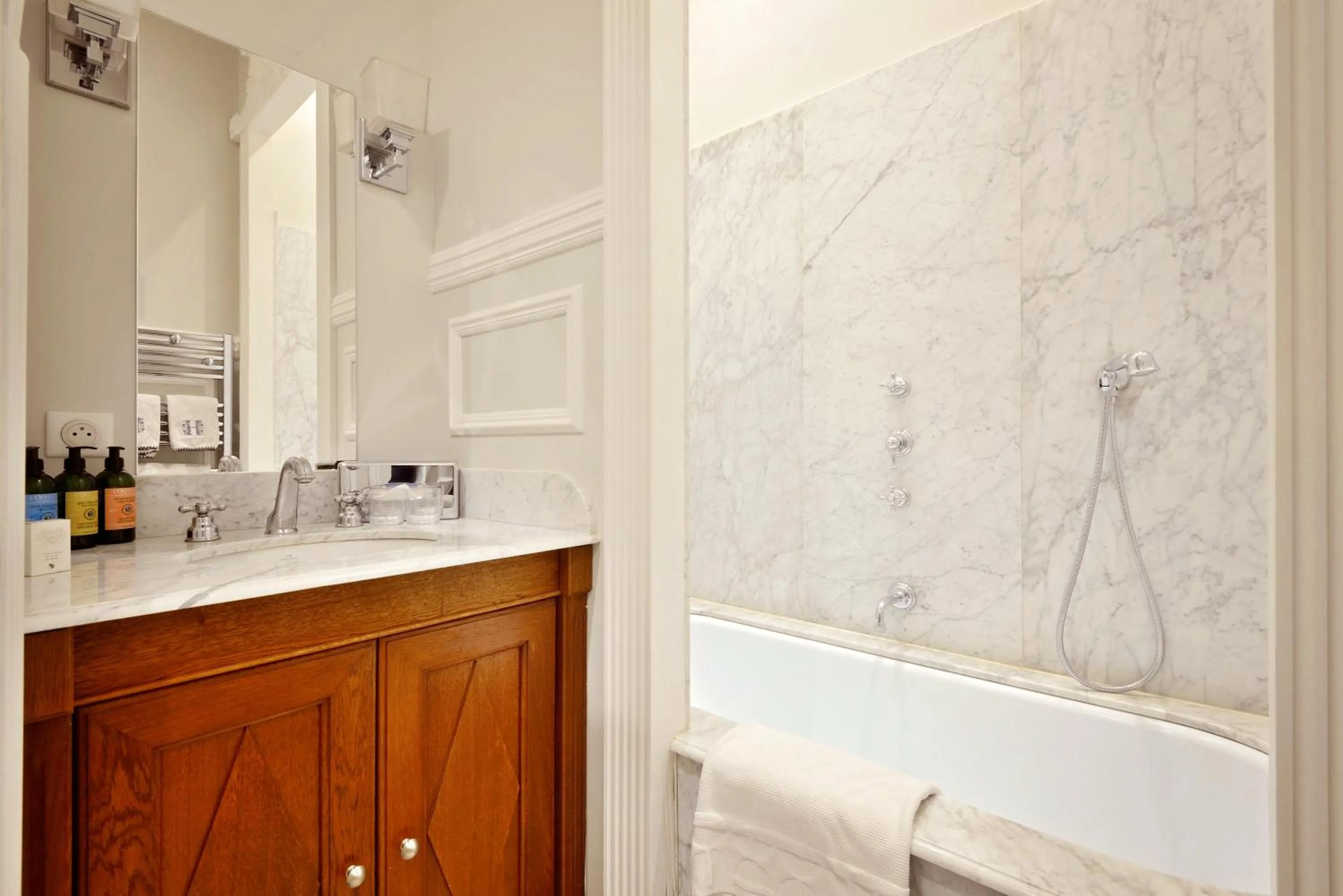 Shower in Villa Victor Louis - Bordeaux Centre