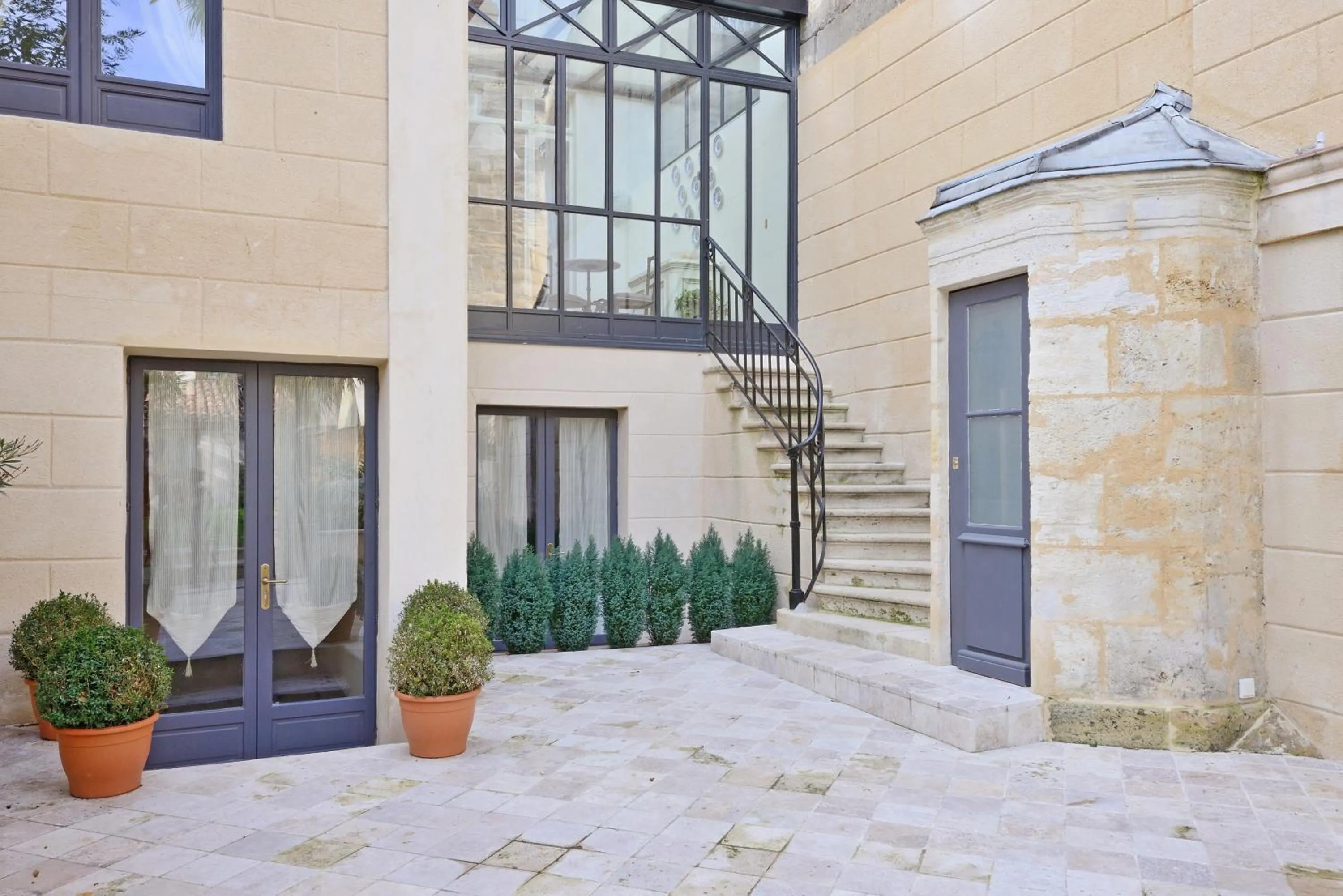 Patio in Villa Victor Louis - Bordeaux Centre