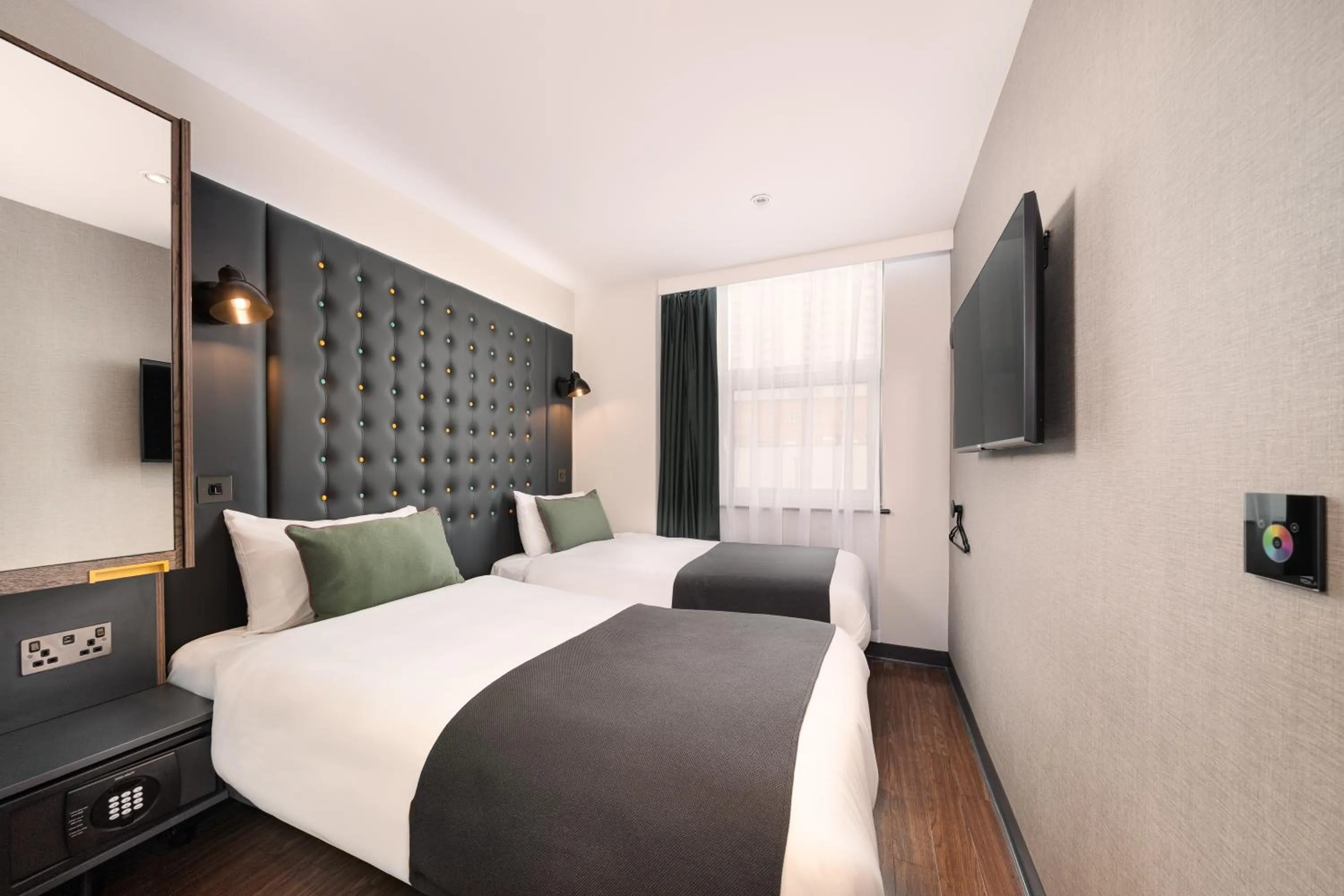 Photo of the whole room, Bed in Point A Hotel London Westminster