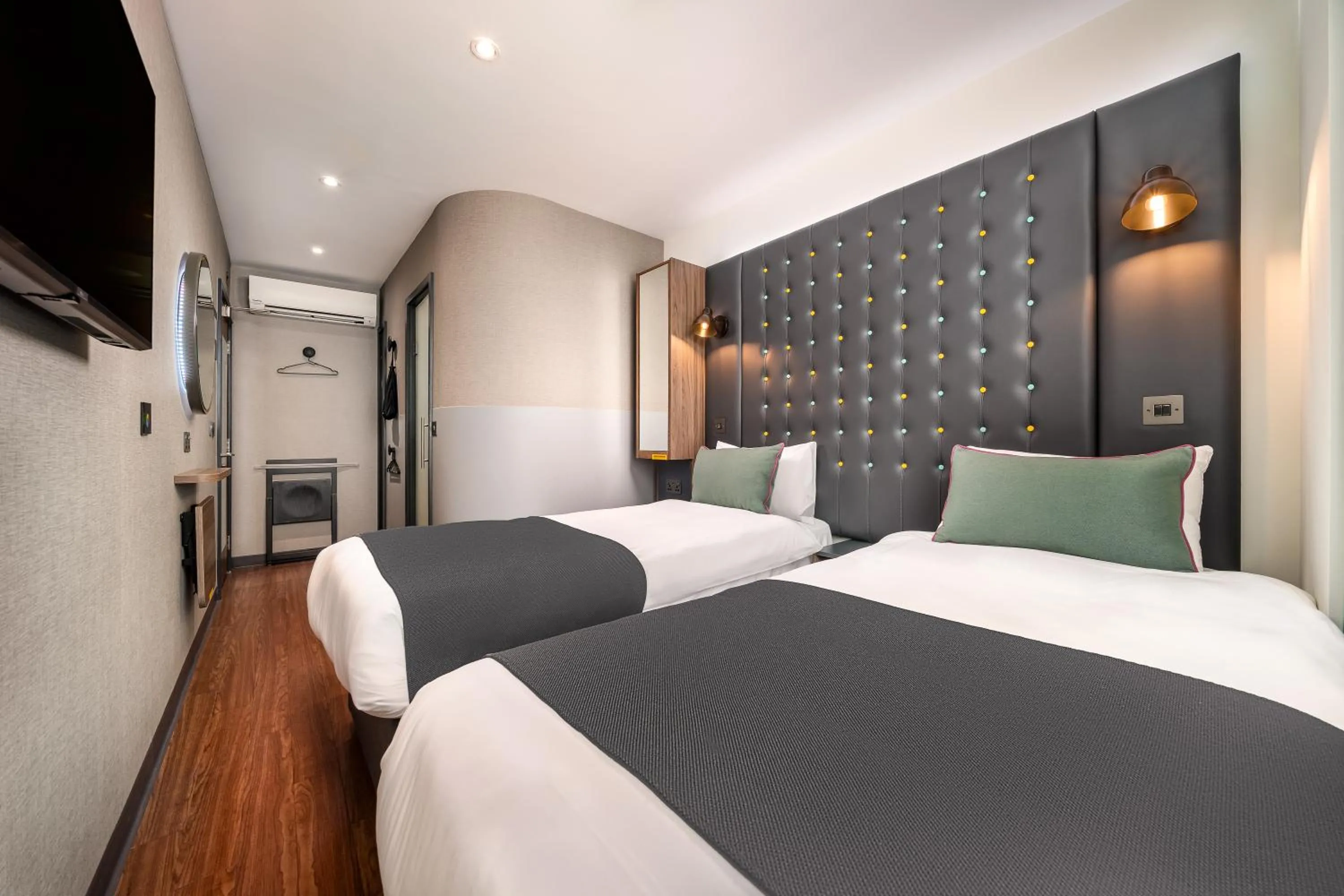 Photo of the whole room, Bed in Point A Hotel London Westminster