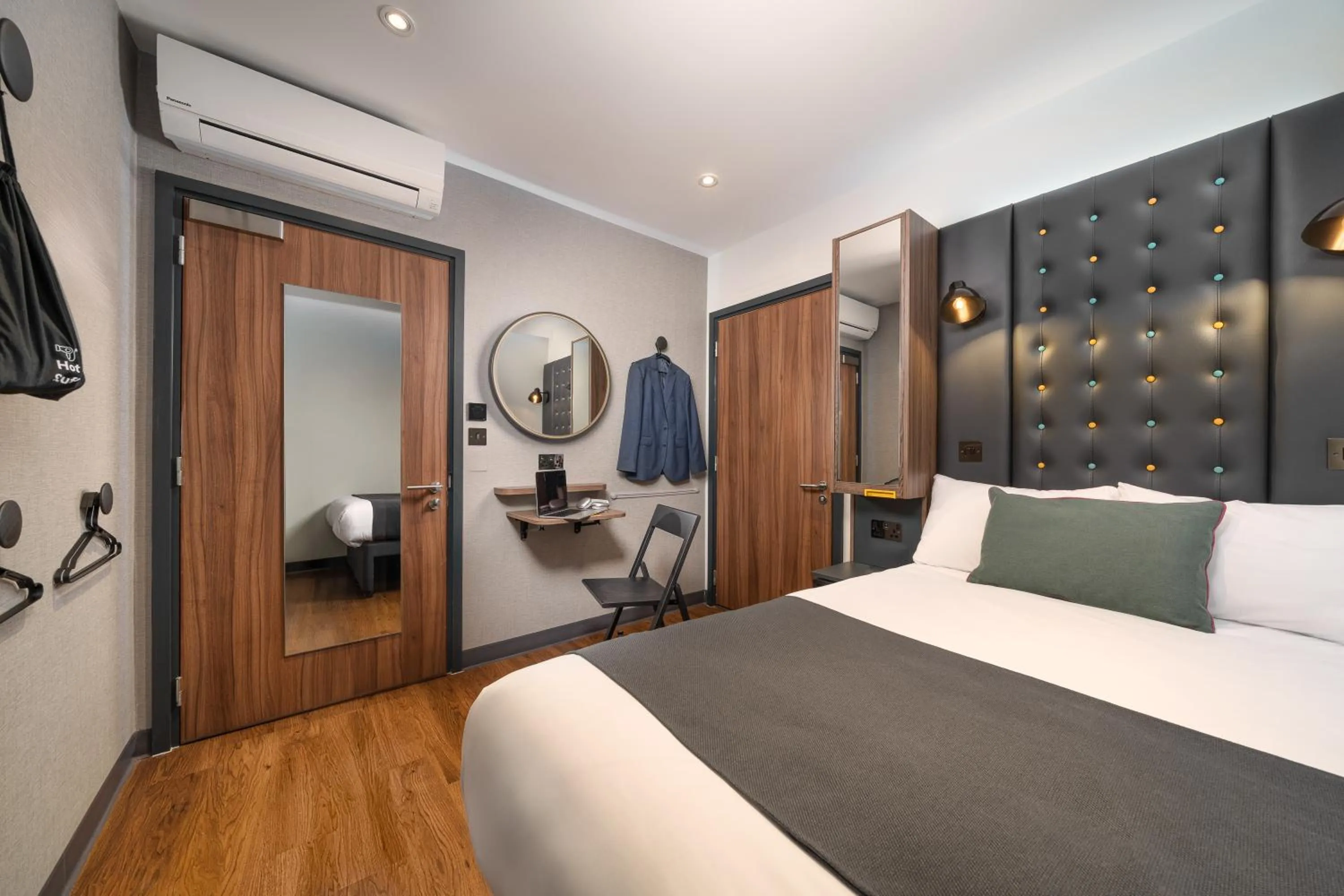 Bedroom, Bed in Point A Hotel London Westminster