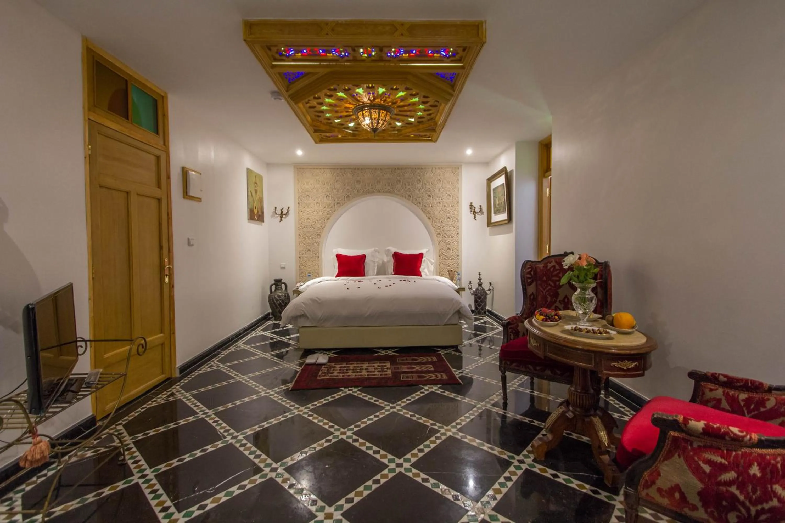 Bedroom, Bed in Riad Amor - Suite & Spa
