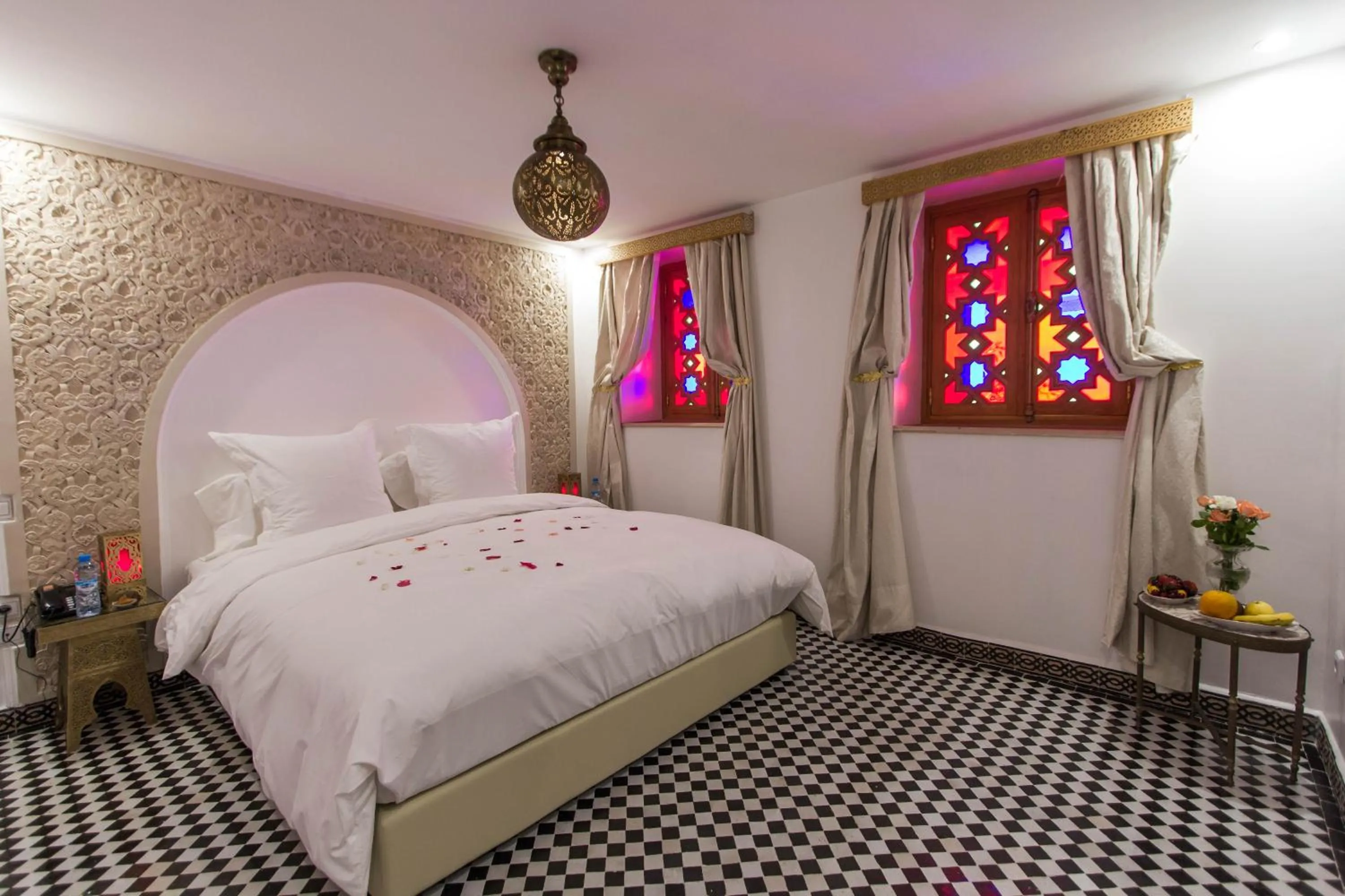 Bed in Riad Amor - Suite & Spa