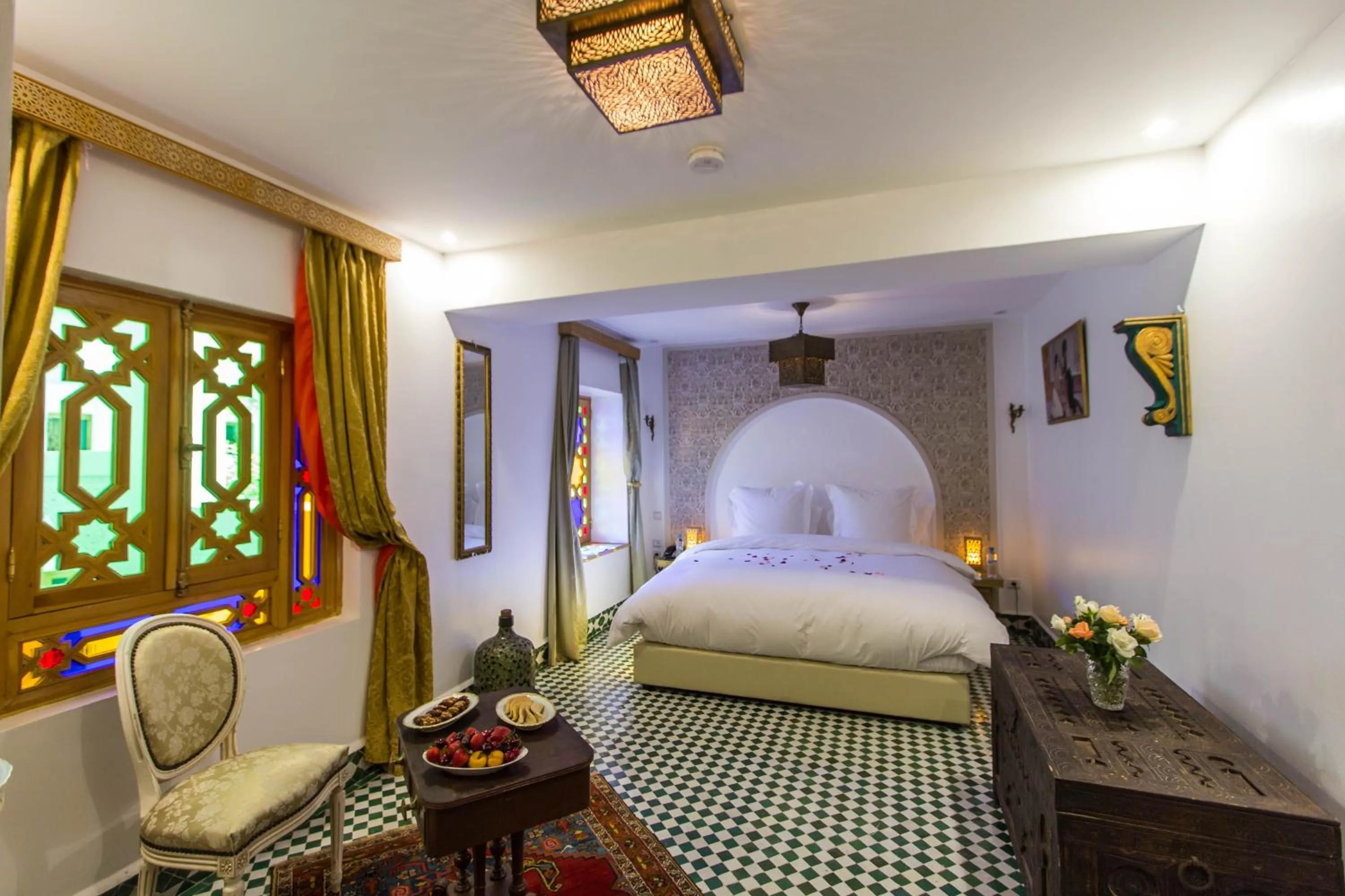 Bedroom, Bed in Riad Amor - Suite & Spa