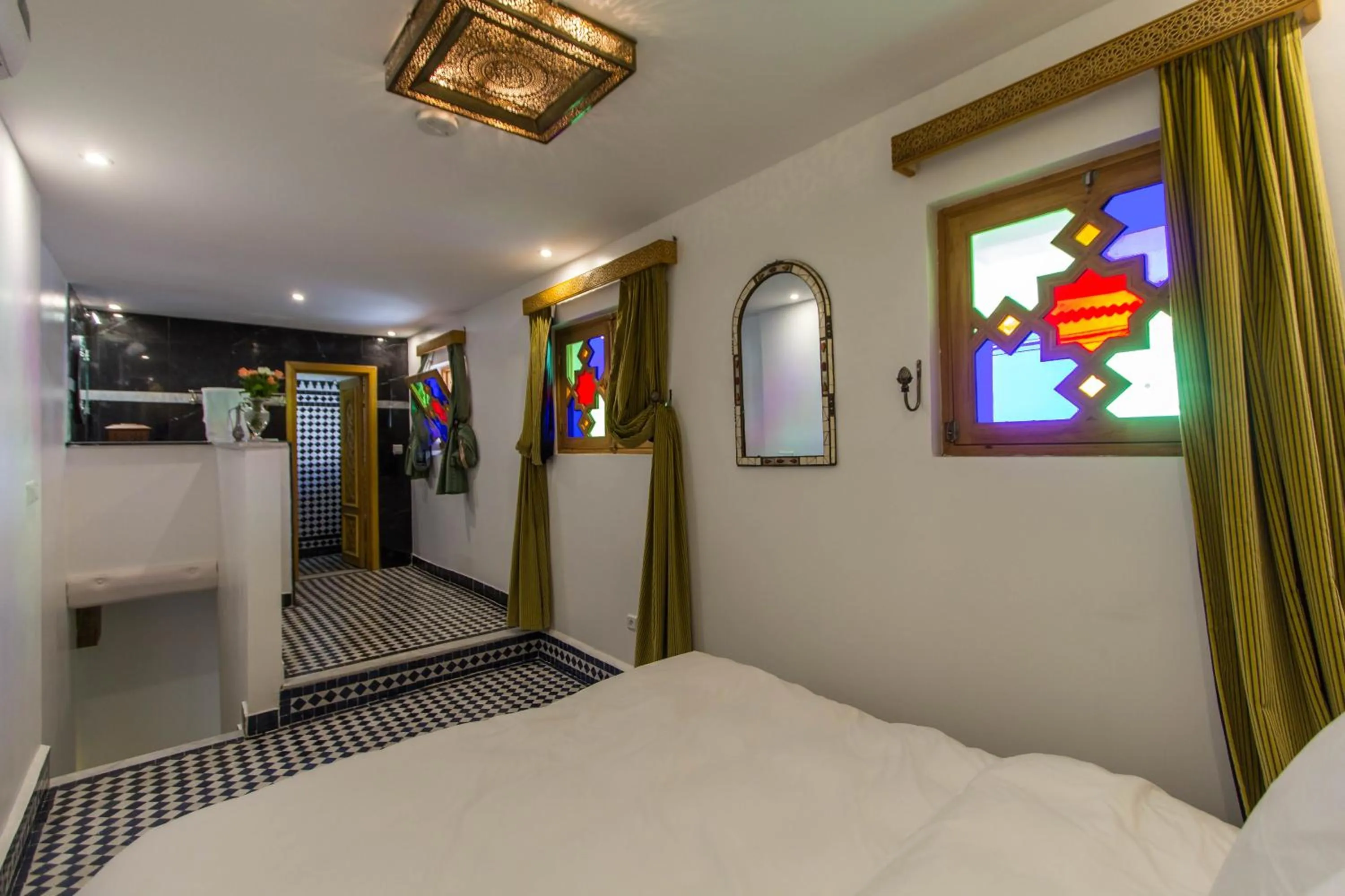 Bedroom, Bed in Riad Amor - Suite & Spa