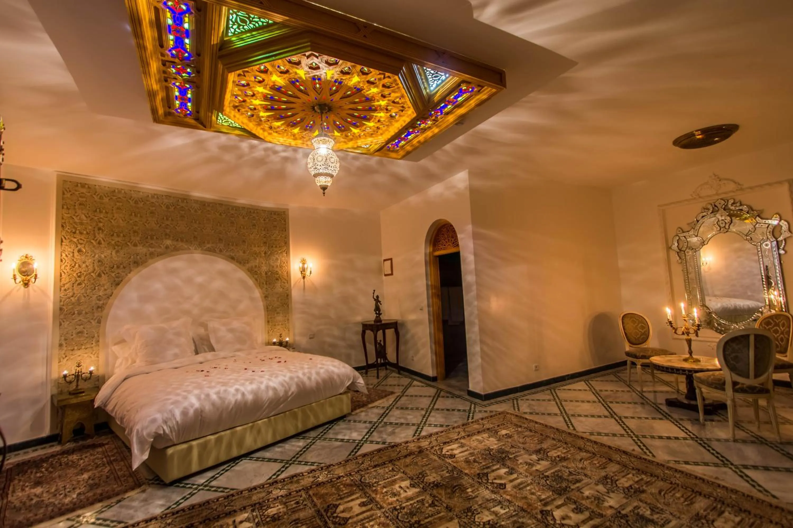 Bedroom, Bed in Riad Amor - Suite & Spa