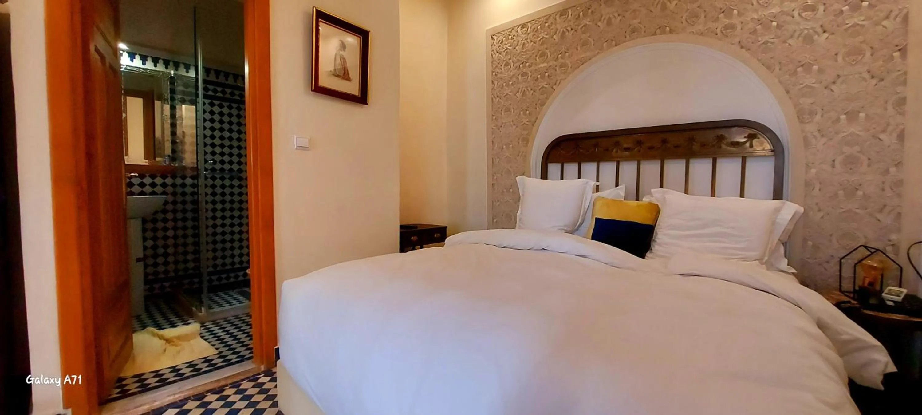 Bed in Riad Amor - Suite & Spa