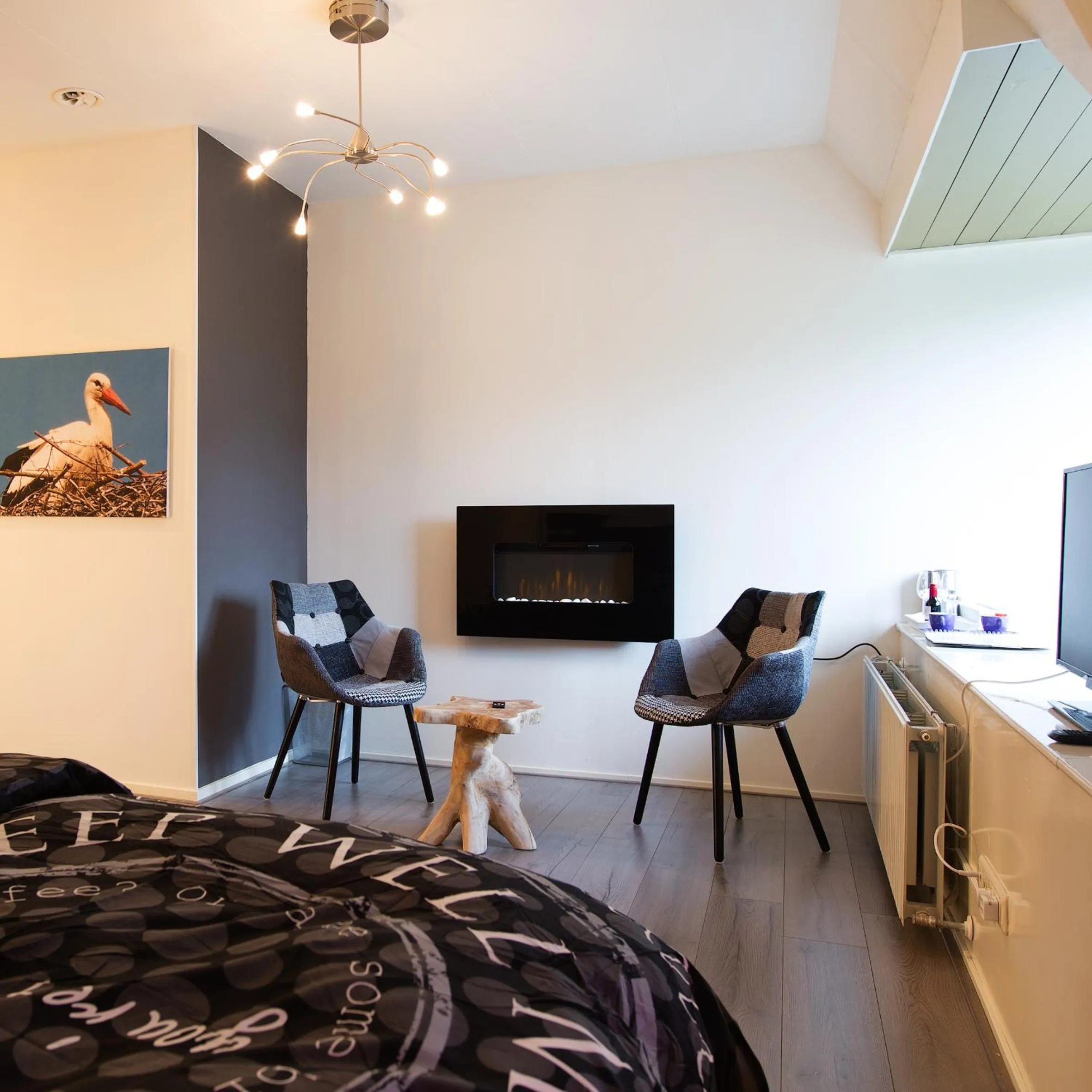 Decorative detail, Bed in Cuisinerie Mensinge With Dreams