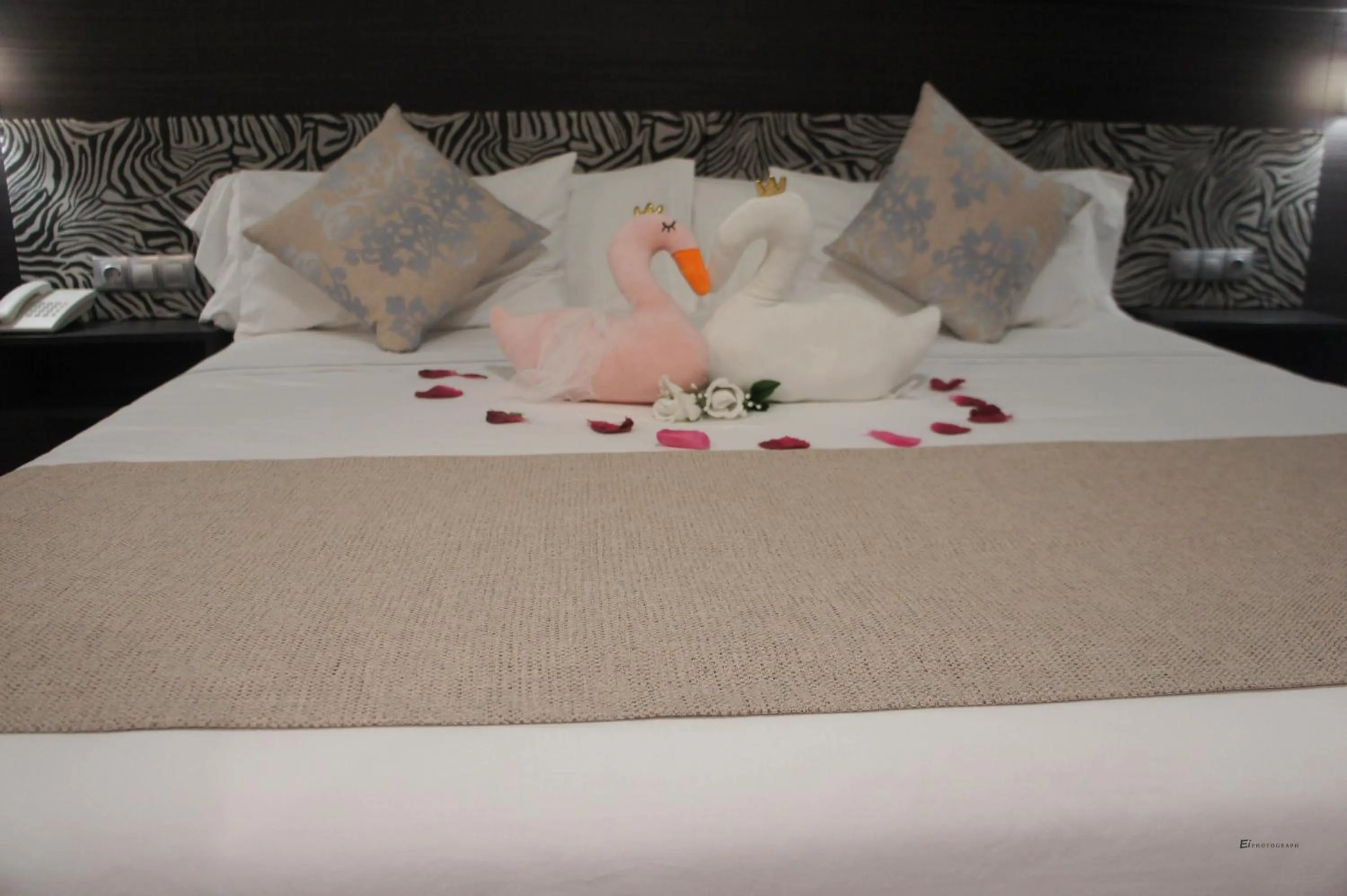 Bed in Hotel Tasiast