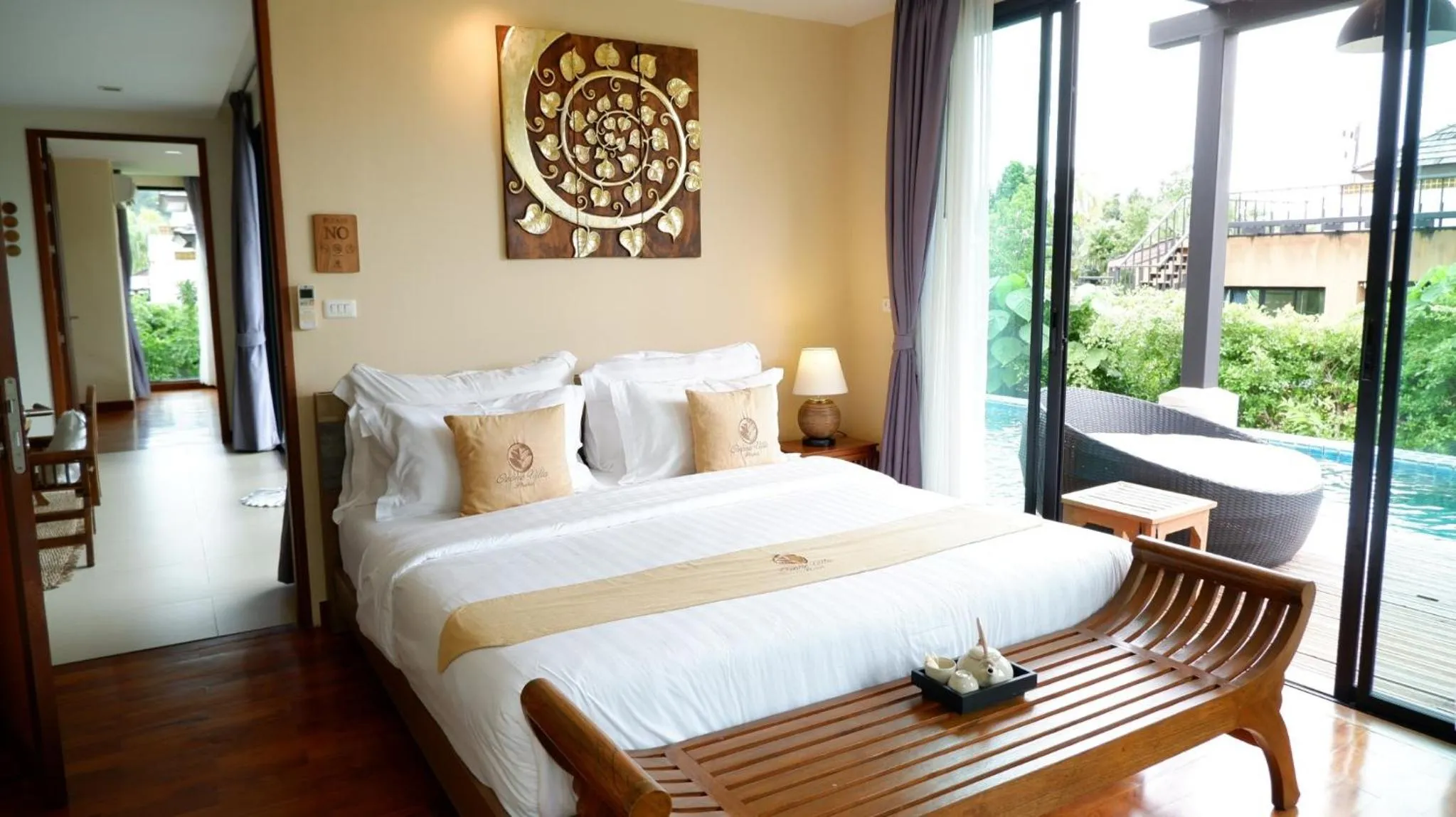Bed in Ozone Villa Phuket