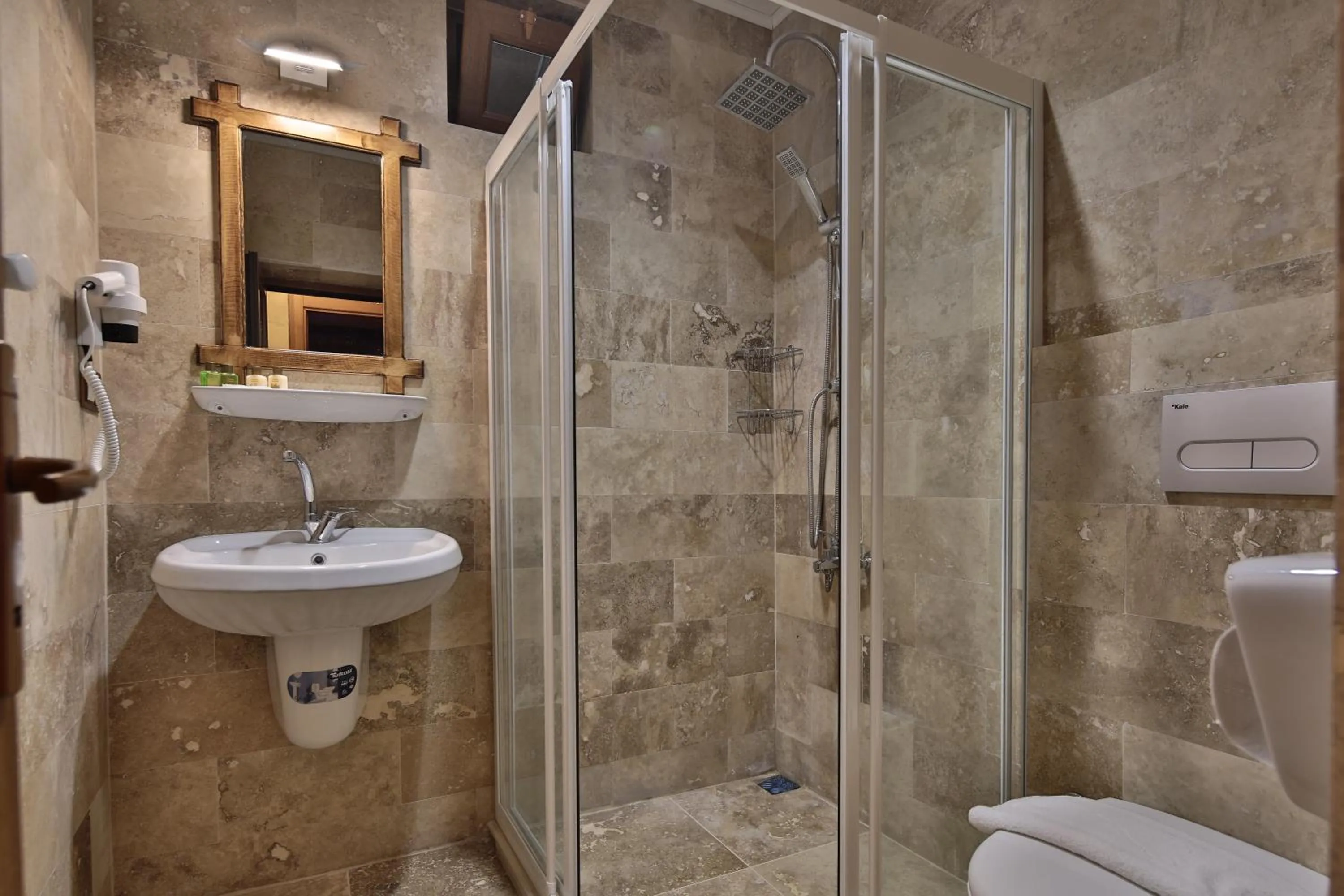 Toilet in Yusuf Bey House