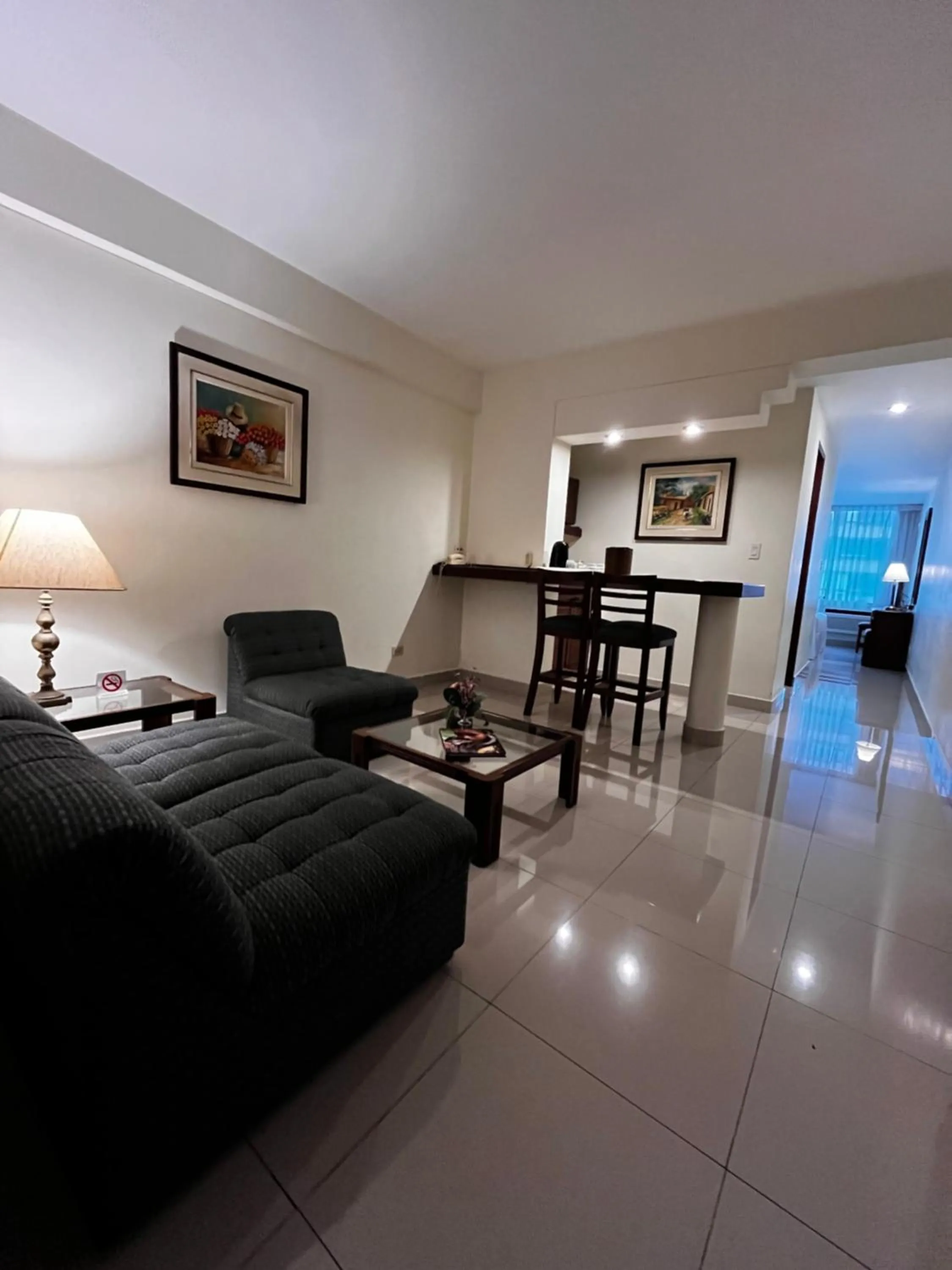 Living room, Bed in Hotel Boulevard