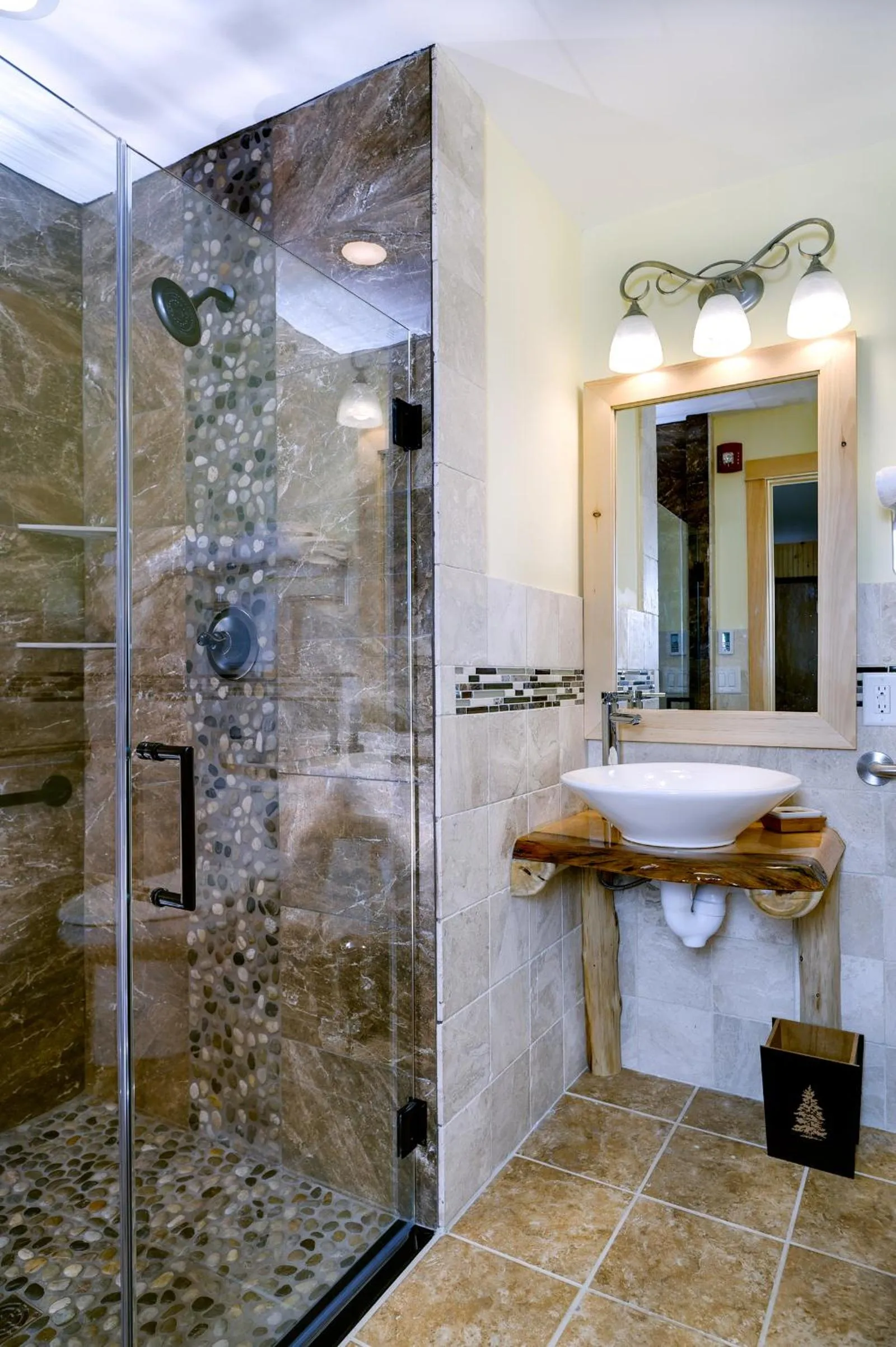 Bathroom in Adirondack Spruce Lodge
